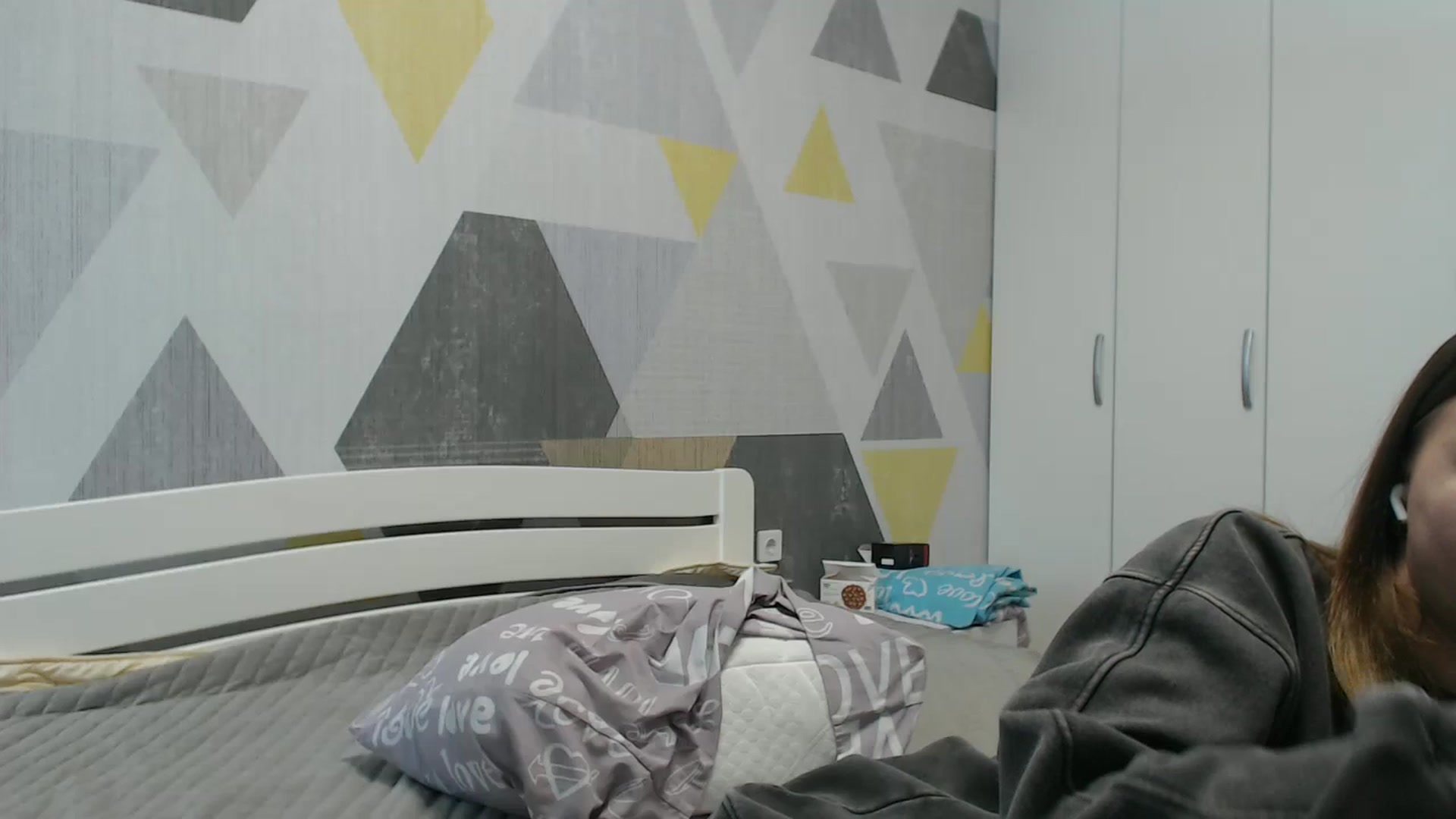 Gallery image thumbnail from Sulfate0's myfreecams stream on, 11/06/2025, 10:13 image 9 of 20