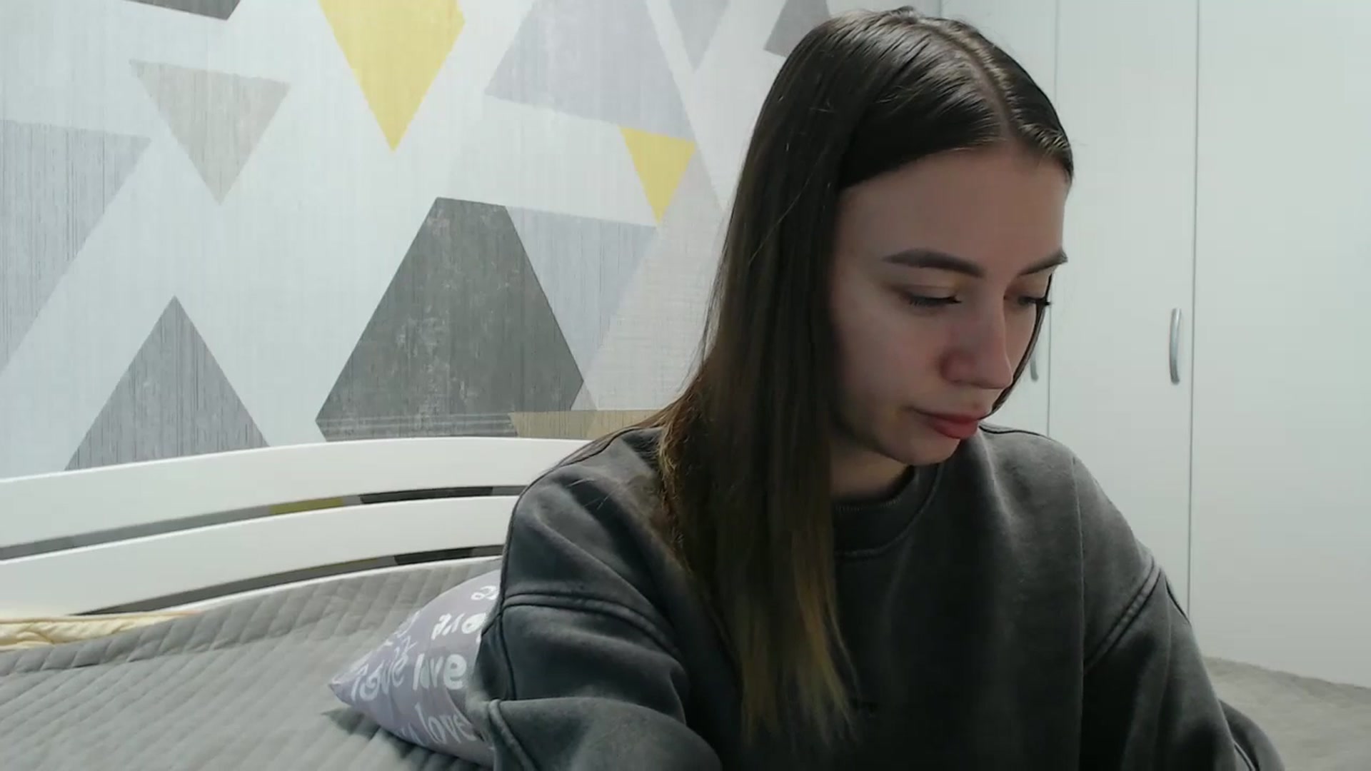 Gallery image thumbnail from Sulfate0's myfreecams stream on, 11/06/2025, 10:13 image 4 of 20