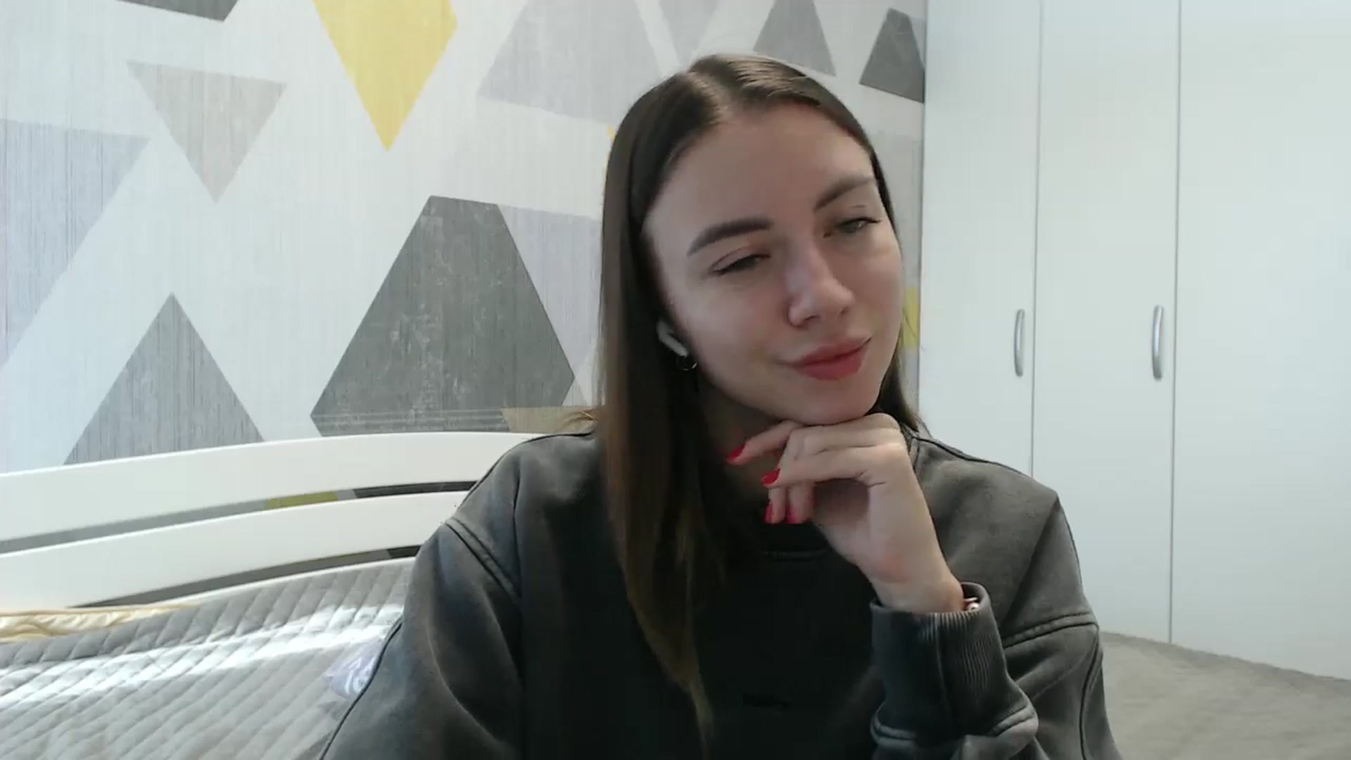 Gallery image thumbnail from Sulfate0's myfreecams stream on, 11/06/2025, 10:13 image 15 of 20