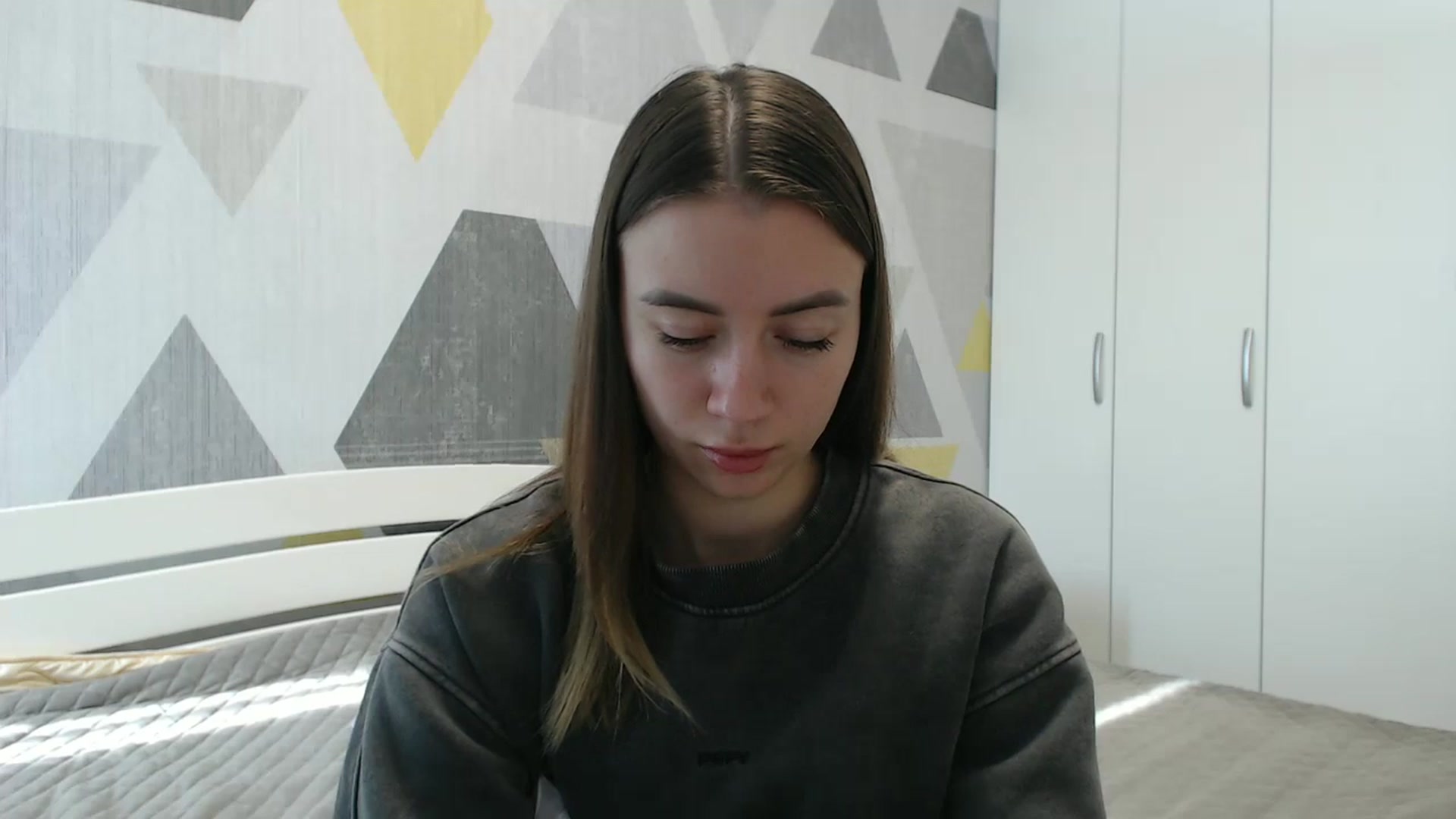Gallery image thumbnail from Sulfate0's myfreecams stream on, 11/06/2025, 10:13 image 18 of 20
