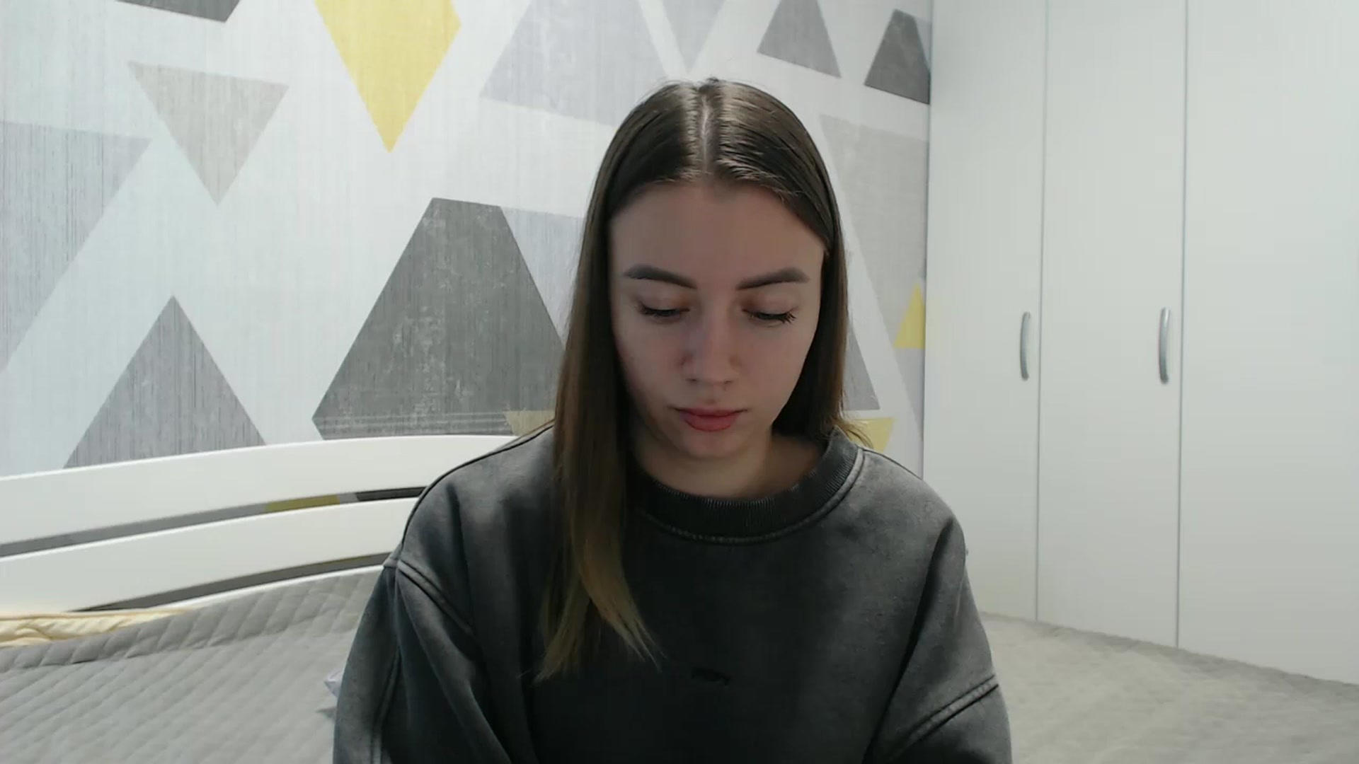 Gallery image thumbnail from Sulfate0's myfreecams stream on, 11/06/2025, 10:49 image 19 of 20