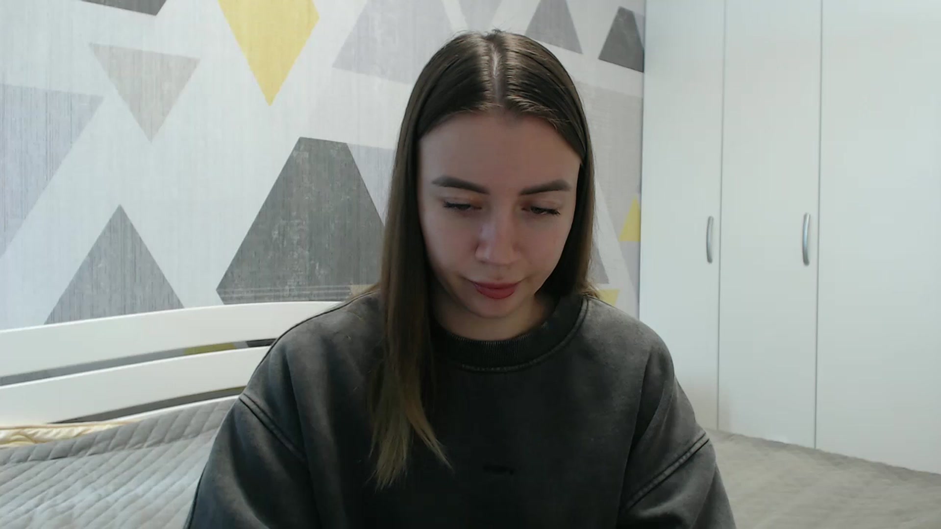 Gallery image thumbnail from Sulfate0's myfreecams stream on, 11/06/2025, 10:49 image 8 of 20