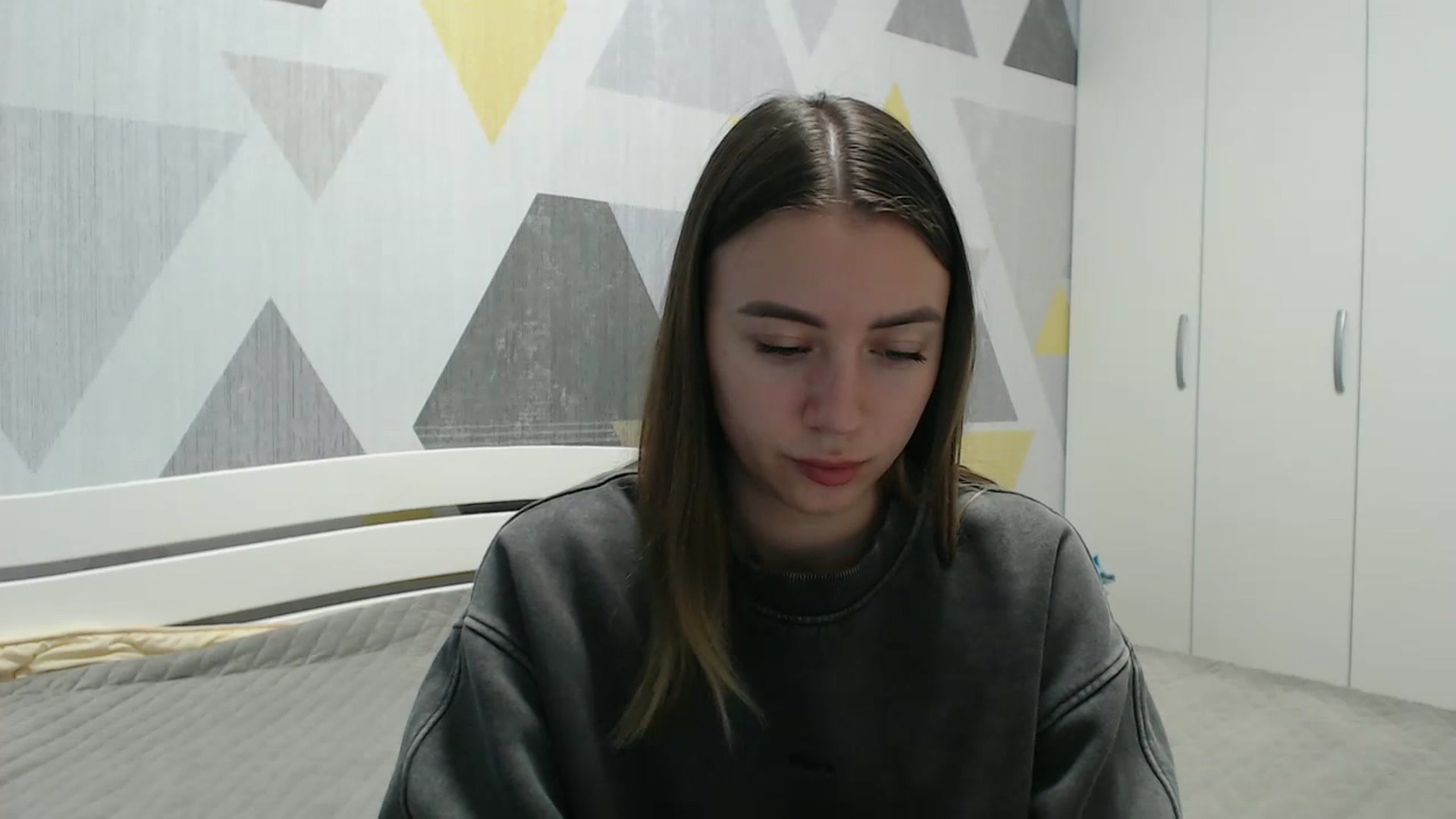 Gallery image thumbnail from Sulfate0's myfreecams stream on, 11/06/2025, 11:45 image 9 of 20