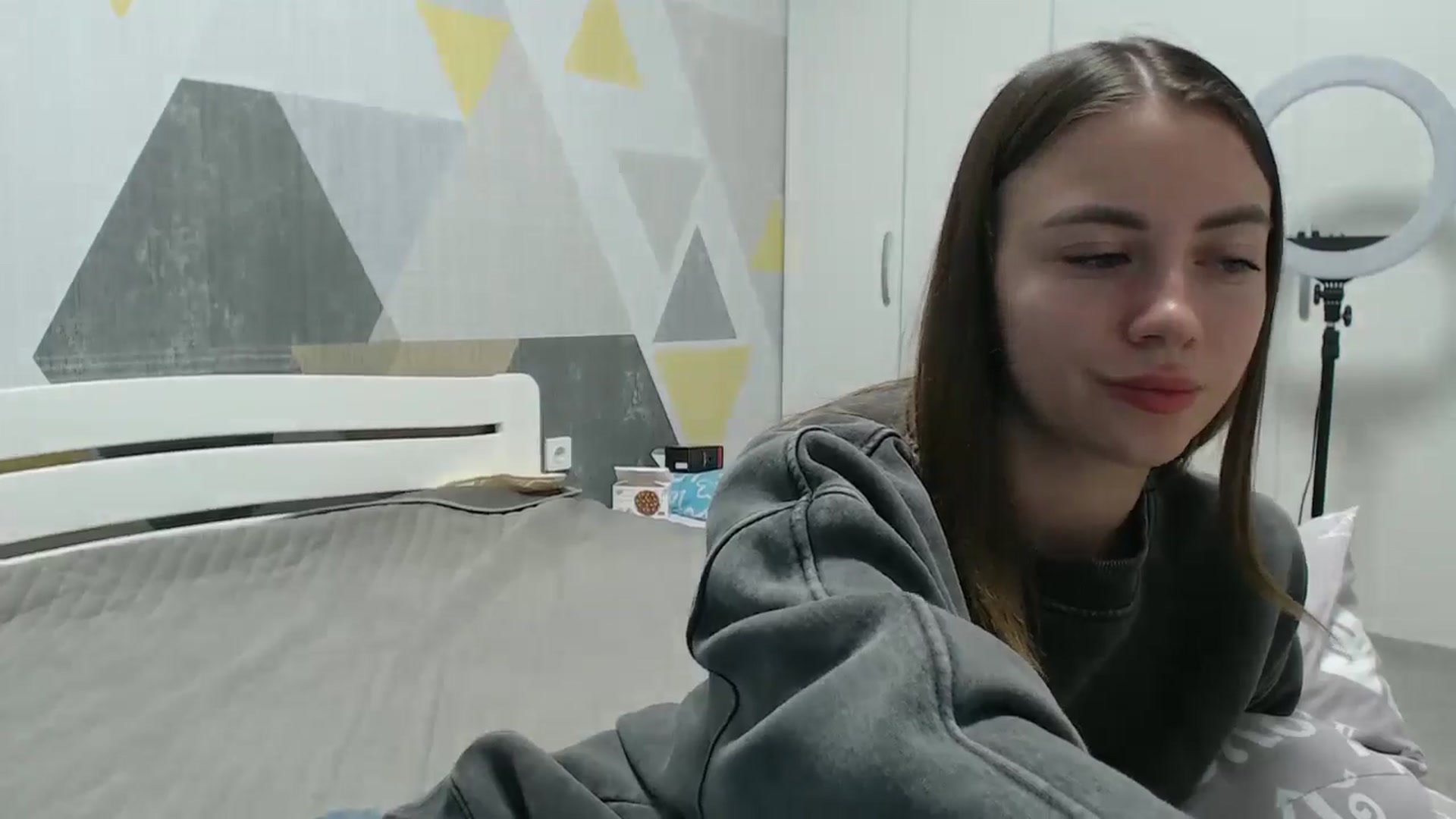 Gallery image thumbnail from Sulfate0's myfreecams stream on, 11/06/2025, 11:45 image 16 of 20