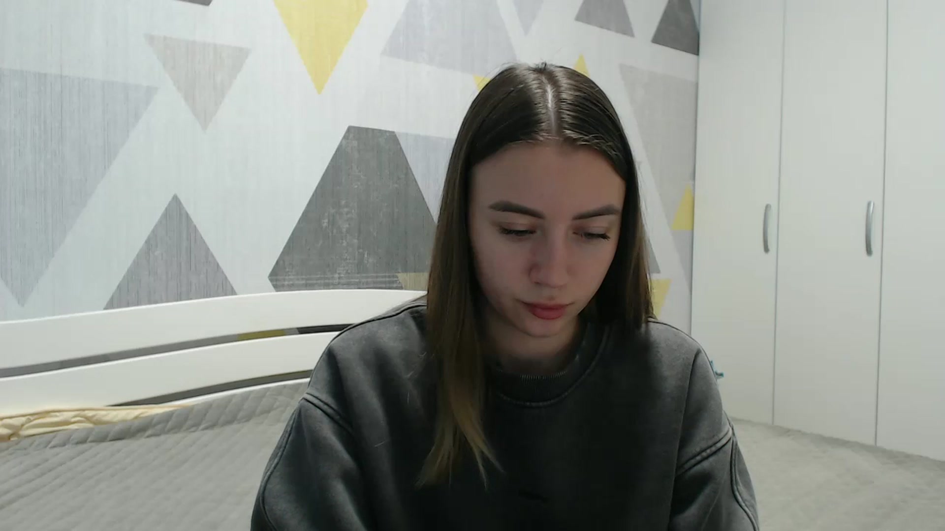 Gallery image thumbnail from Sulfate0's myfreecams stream on, 11/06/2025, 11:45 image 8 of 20