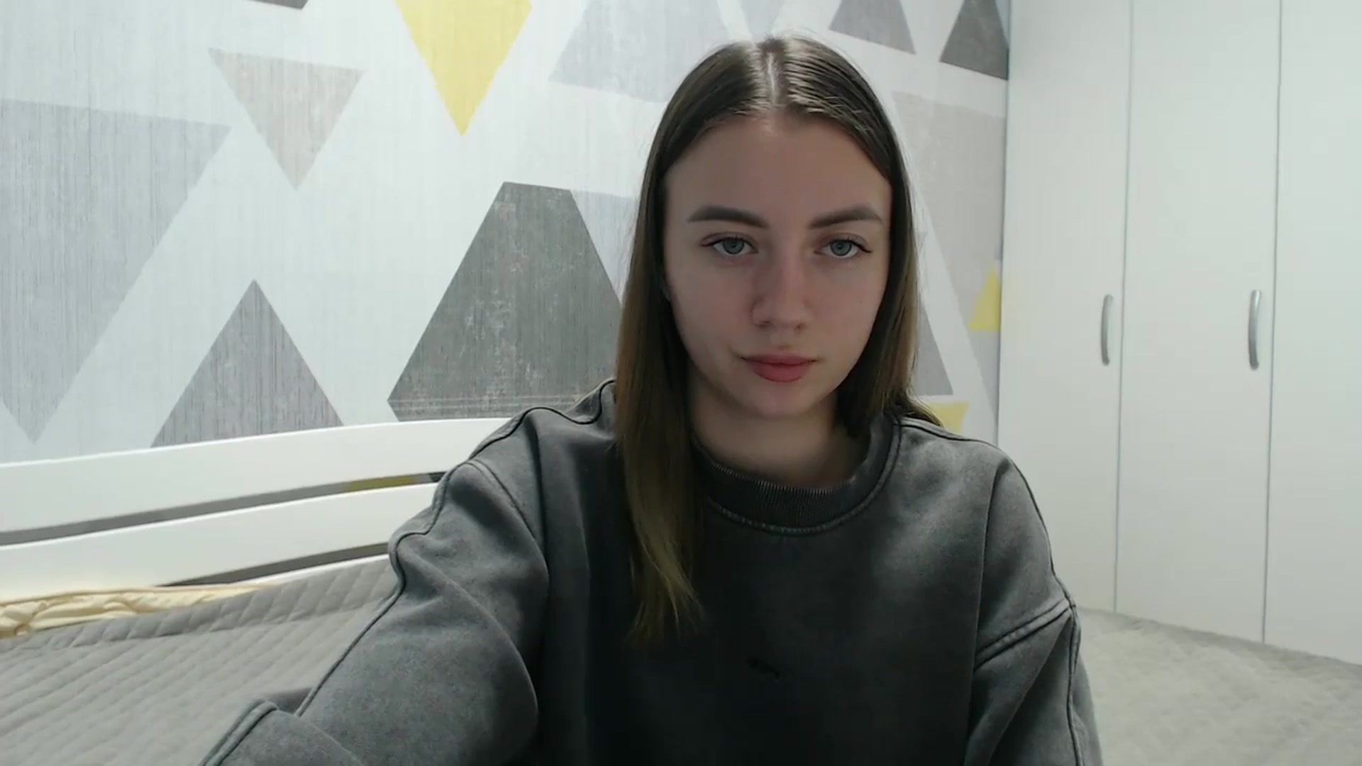 Gallery image thumbnail from Sulfate0's myfreecams stream on, 11/06/2025, 11:45 image 14 of 20