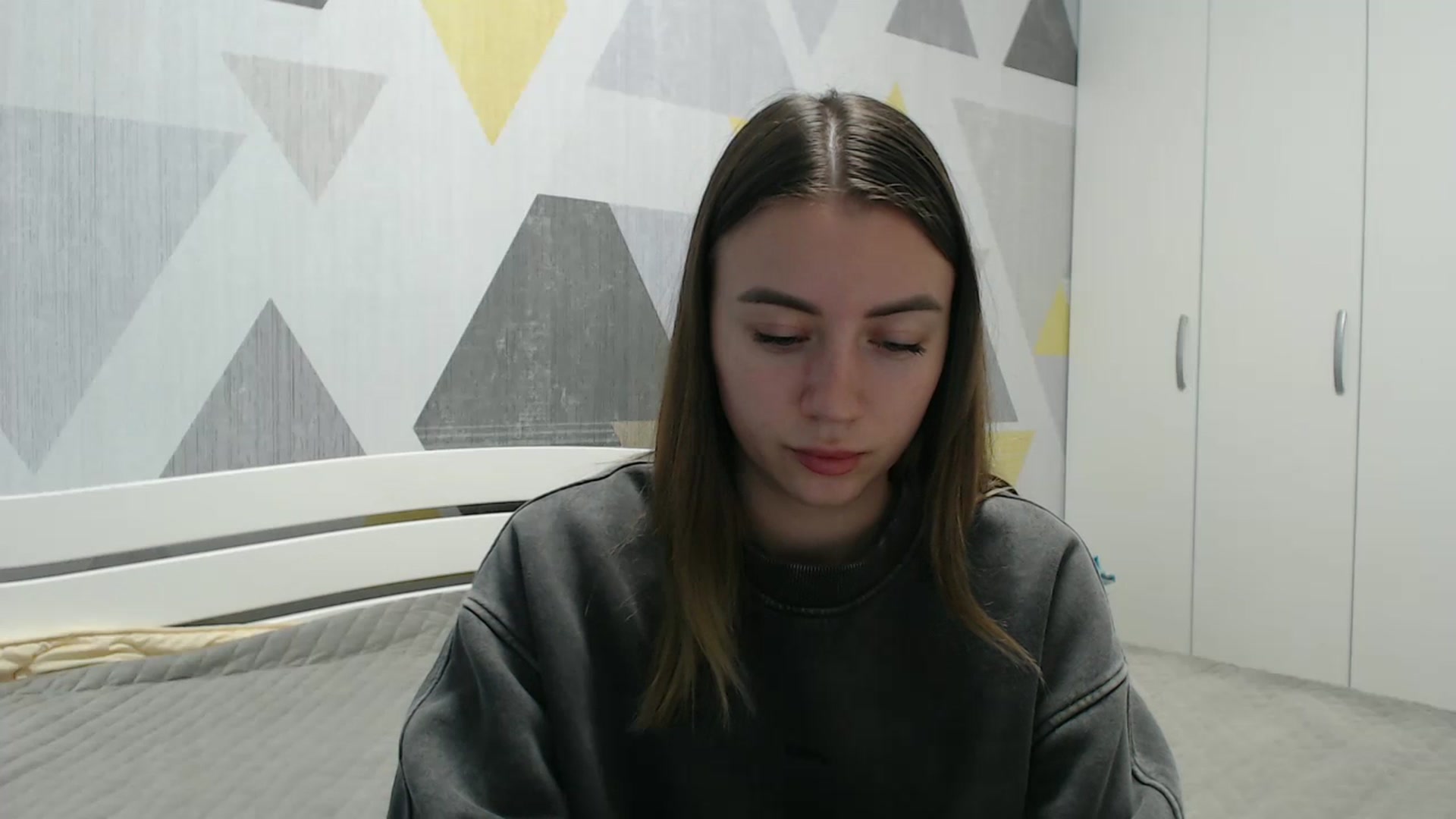 Gallery image thumbnail from Sulfate0's myfreecams stream on, 11/06/2025, 11:45 image 3 of 20