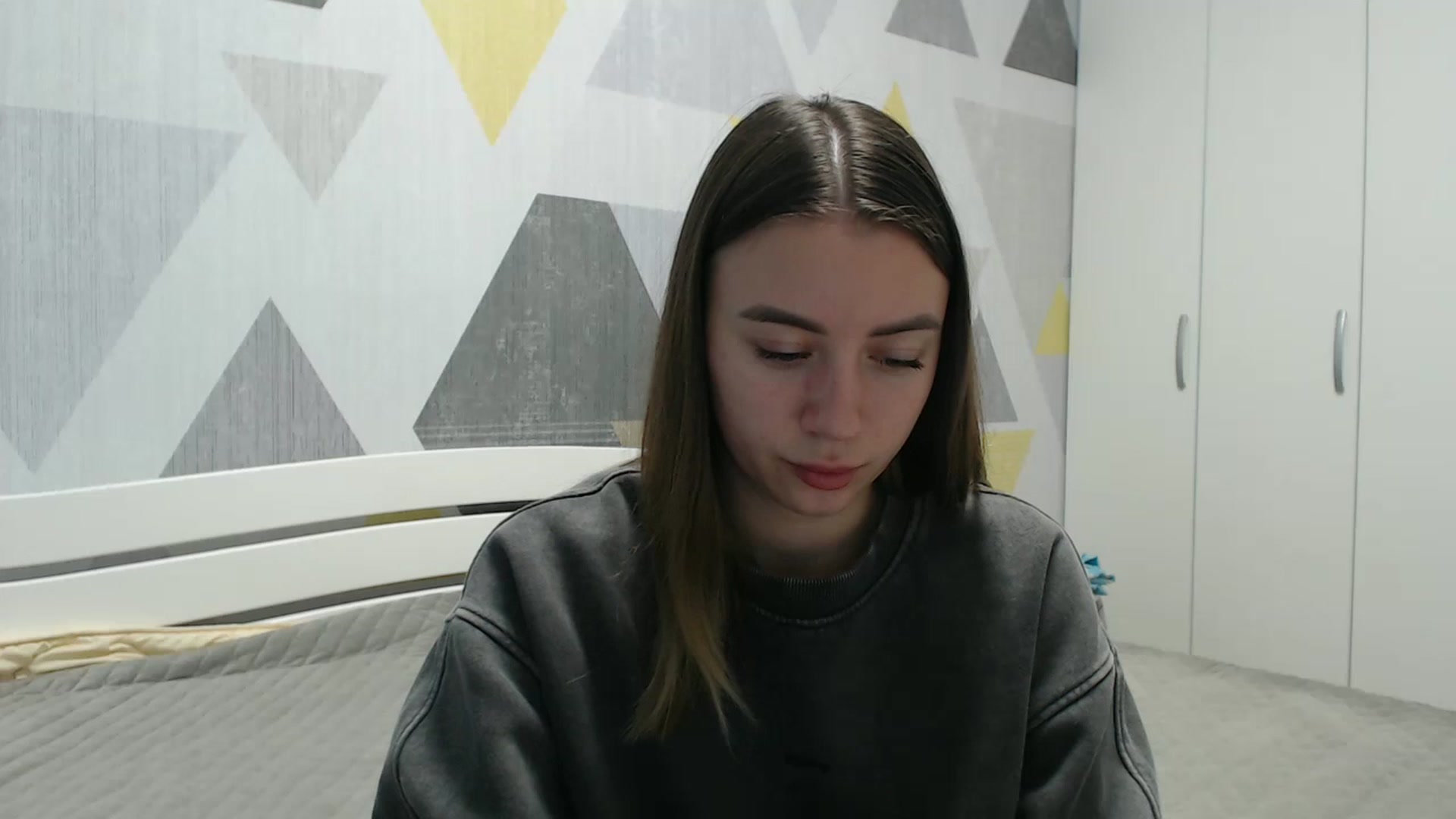 Gallery image thumbnail from Sulfate0's myfreecams stream on, 11/06/2025, 11:45 image 7 of 20