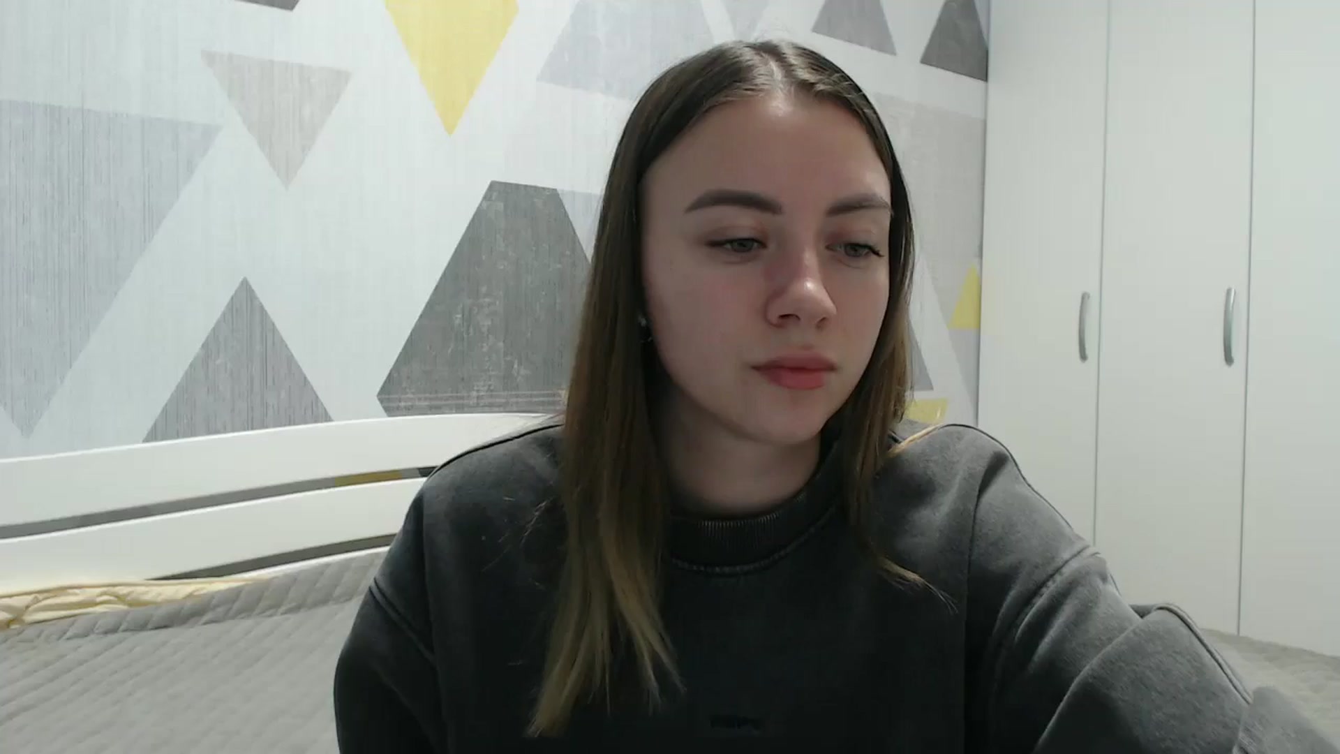 Gallery image thumbnail from Sulfate0's myfreecams stream on, 11/06/2025, 11:45 image 1 of 20