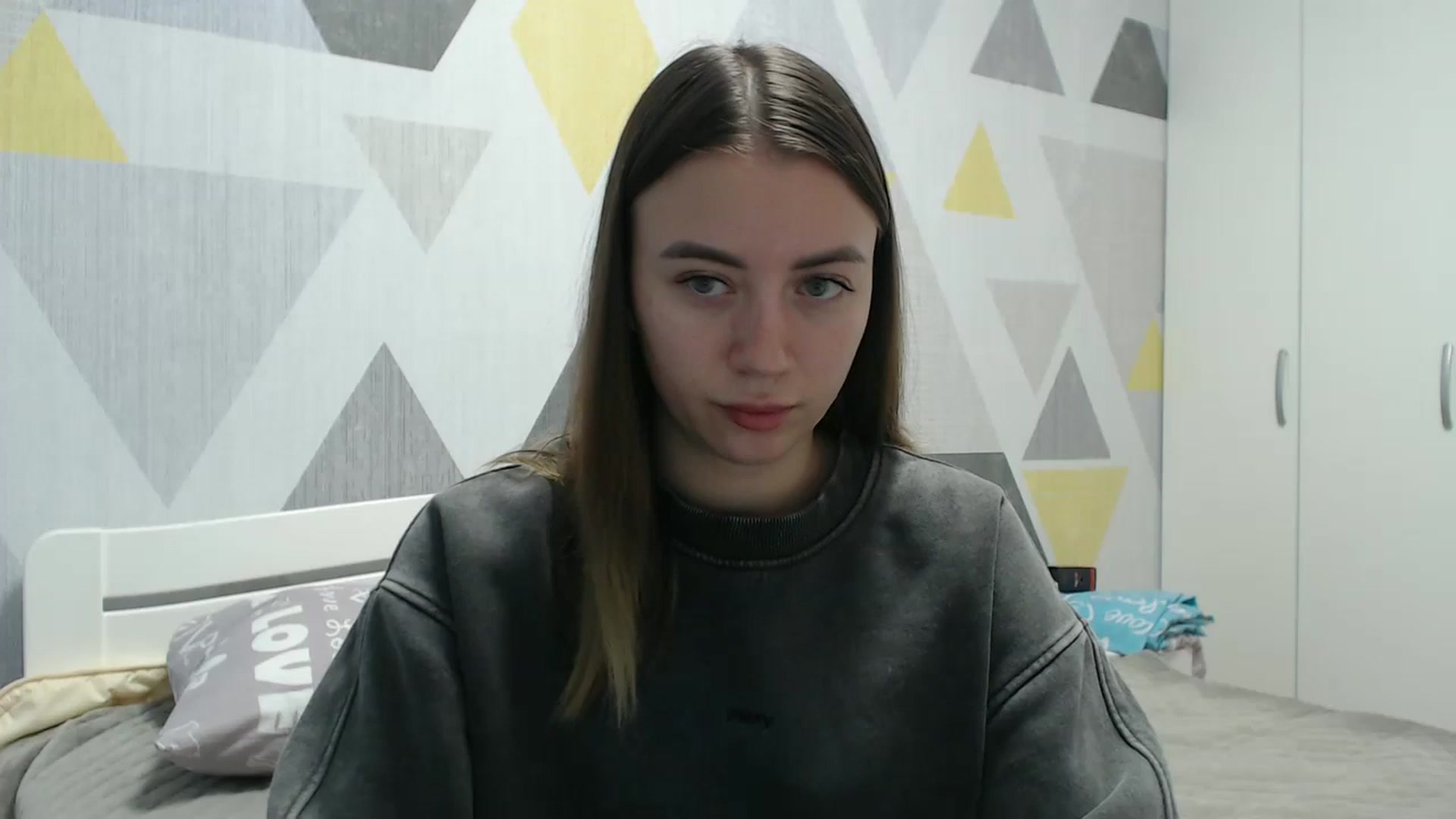 Gallery image thumbnail from Sulfate0's myfreecams stream on, 11/06/2025, 12:12 image 1 of 20