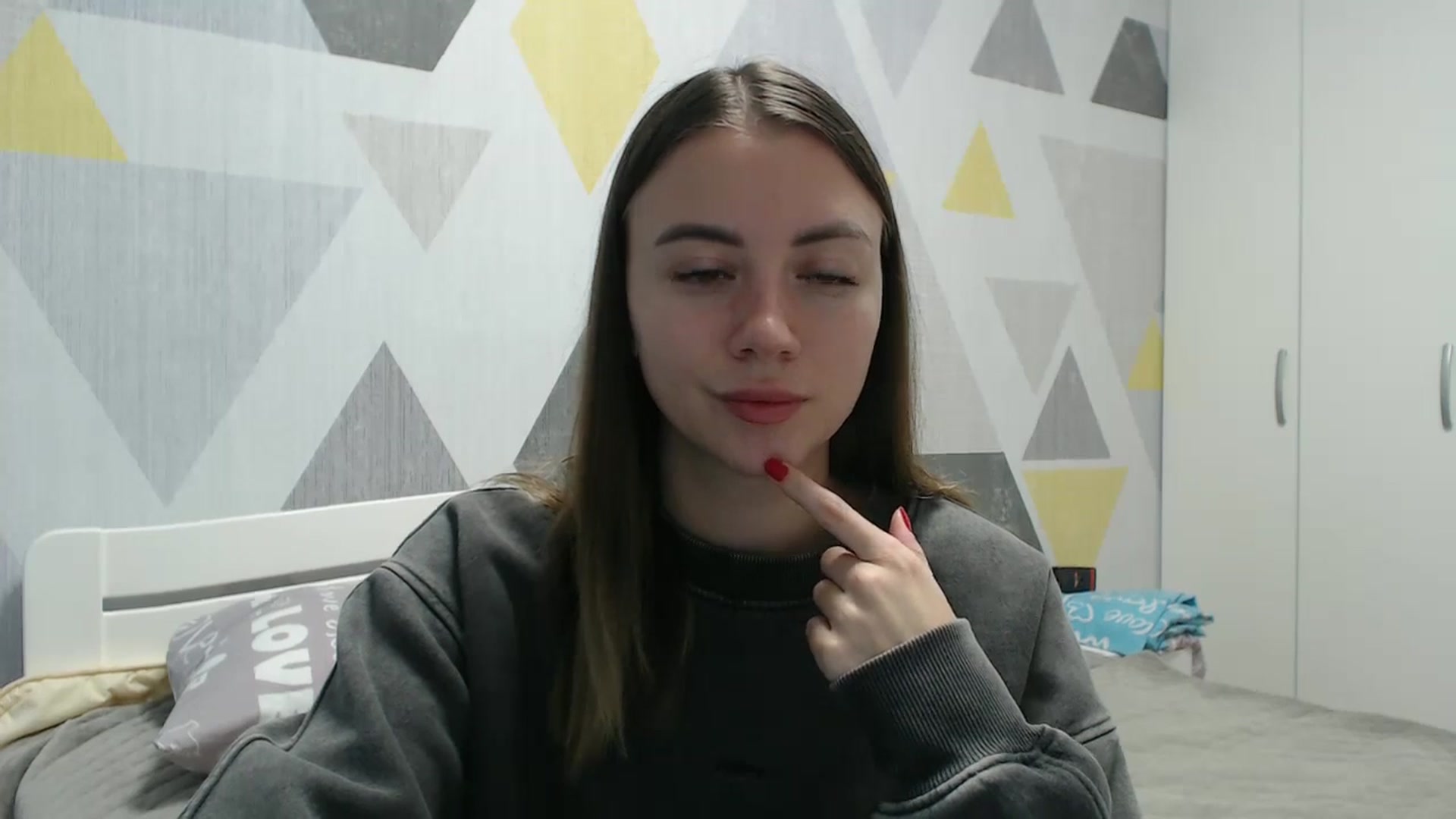 Gallery image thumbnail from Sulfate0's myfreecams stream on, 11/06/2025, 12:12 image 4 of 20