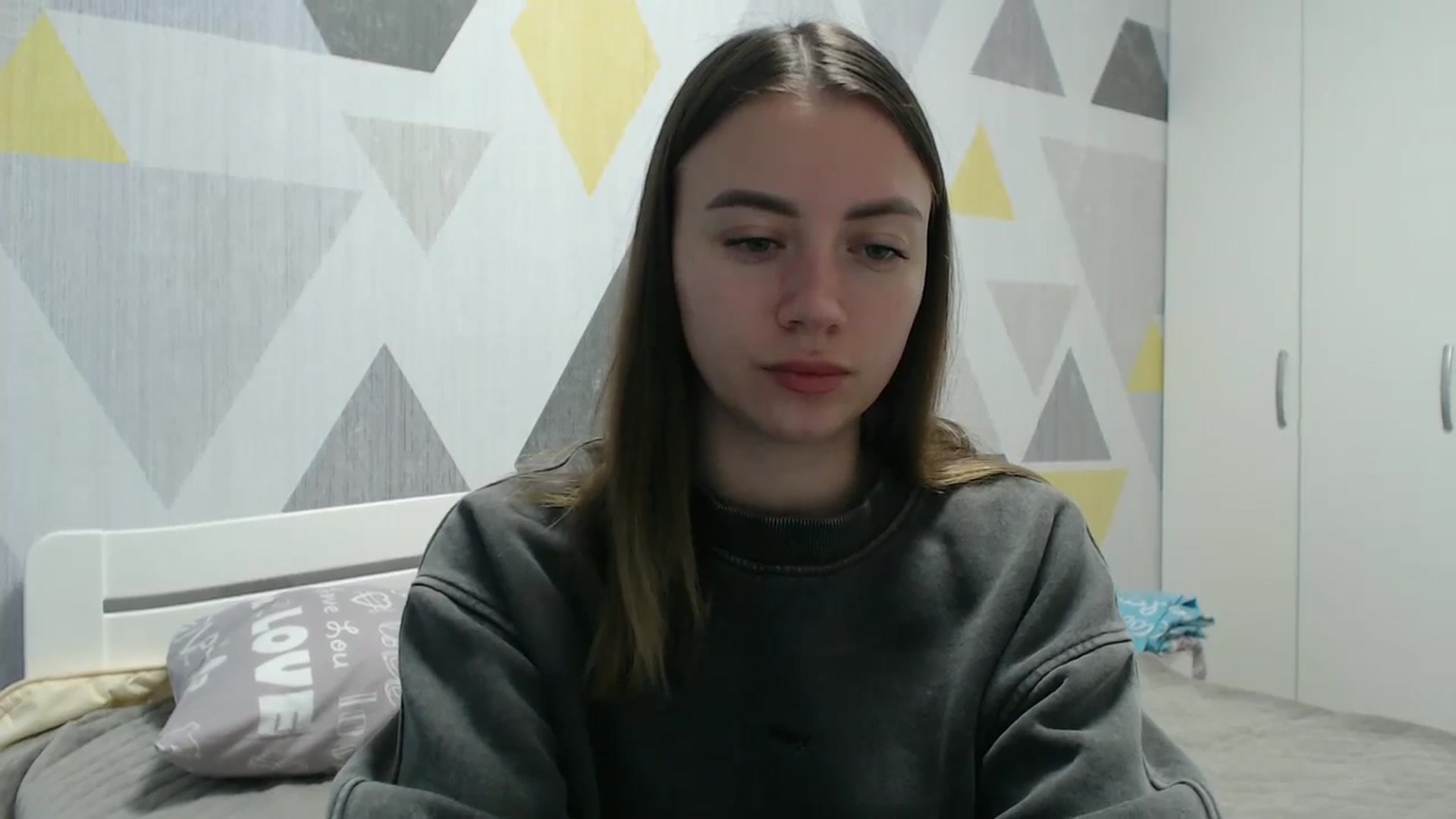 Gallery image thumbnail from Sulfate0's myfreecams stream on, 11/06/2025, 12:12 image 9 of 20