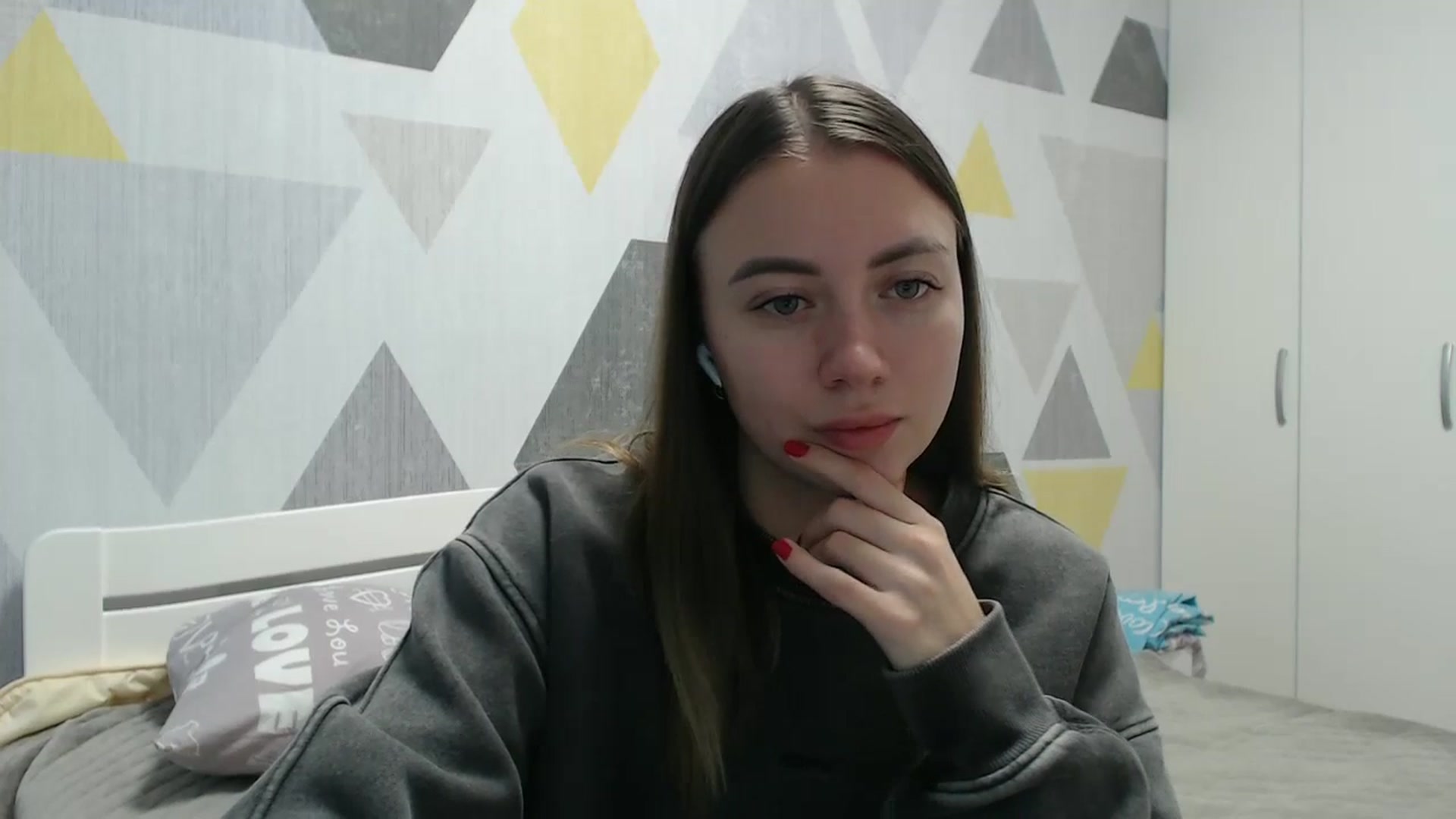 Gallery image thumbnail from Sulfate0's myfreecams stream on, 11/06/2025, 12:12 image 2 of 20
