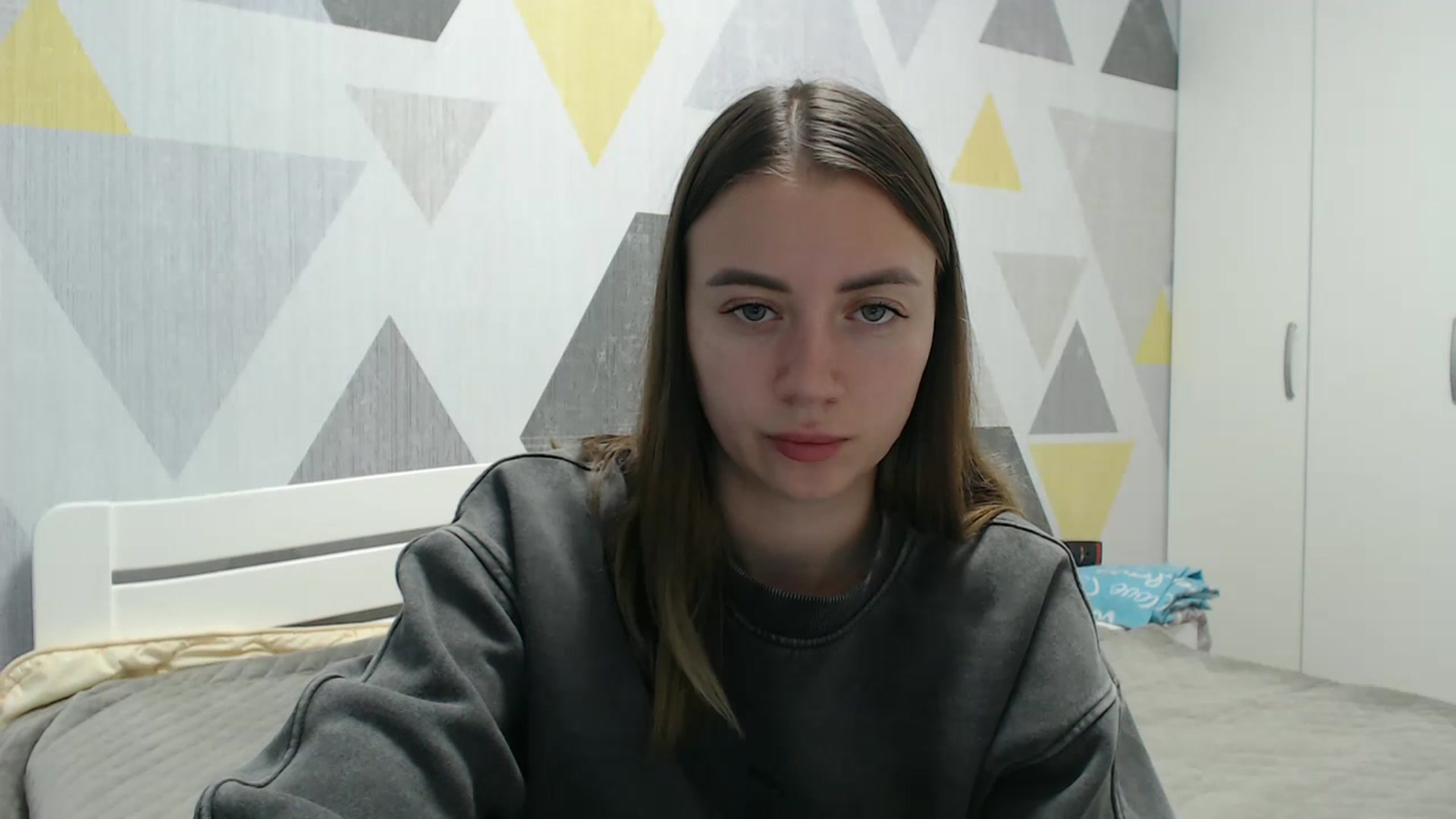 Gallery image thumbnail from Sulfate0's myfreecams stream on, 11/06/2025, 12:40 image 18 of 20