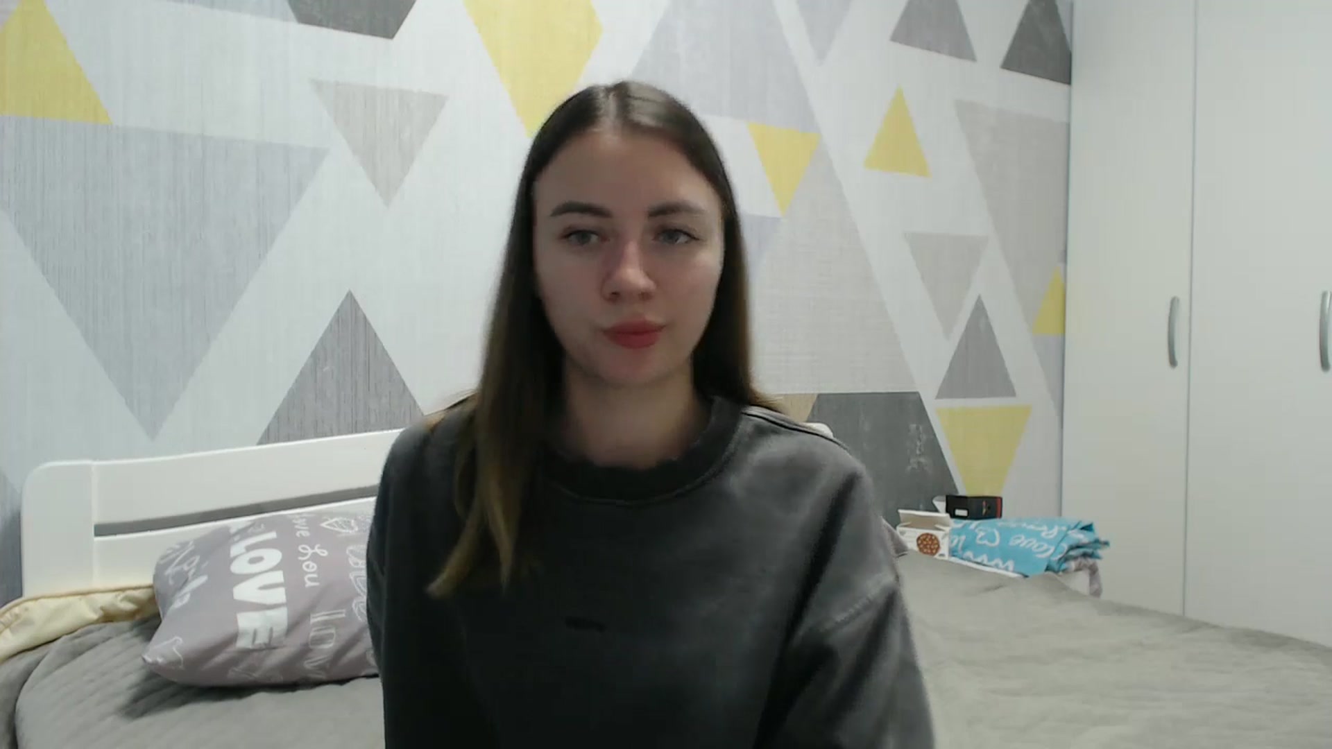 Gallery image thumbnail from Sulfate0's myfreecams stream on, 11/06/2025, 12:40 image 3 of 20