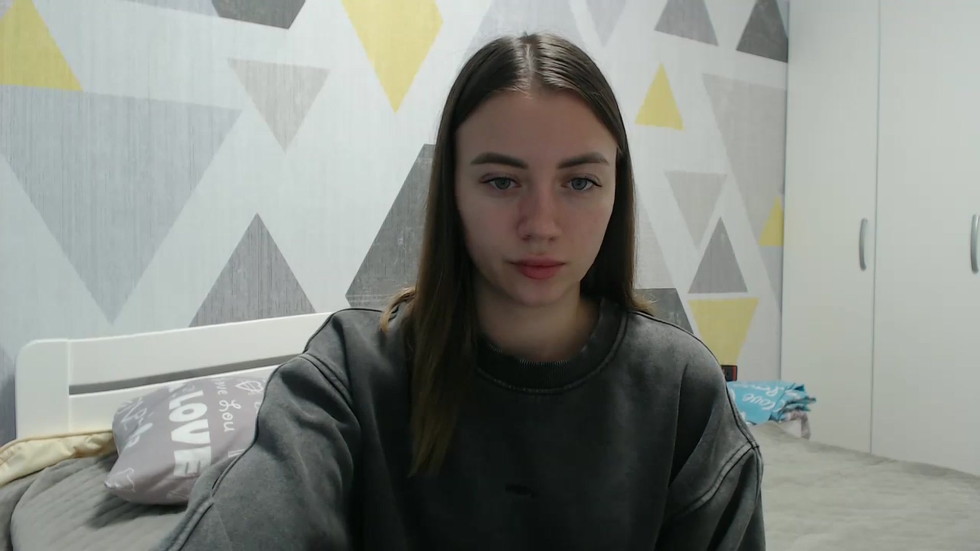 Gallery image thumbnail from Sulfate0's myfreecams stream on, 11/06/2025, 12:40 image 7 of 20