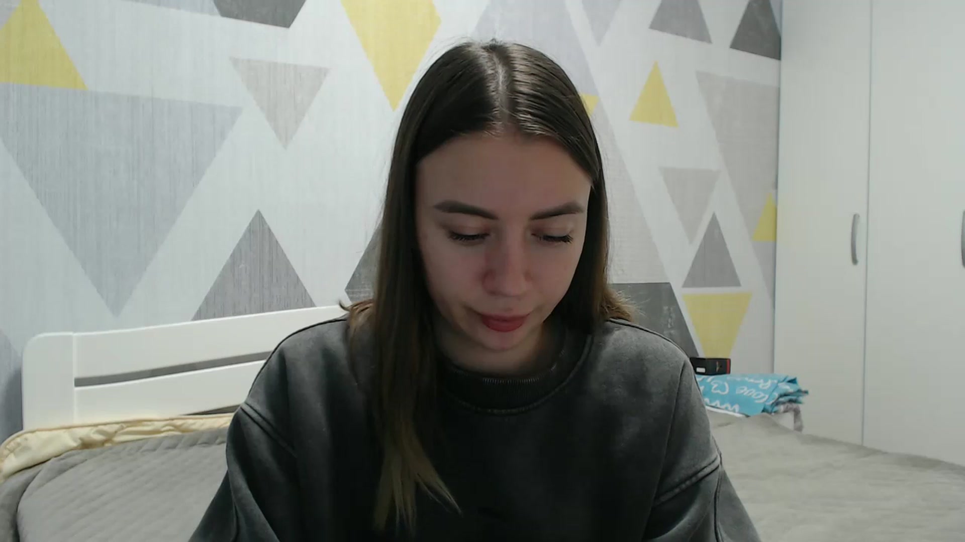 Gallery image thumbnail from Sulfate0's myfreecams stream on, 11/06/2025, 12:40 image 13 of 20