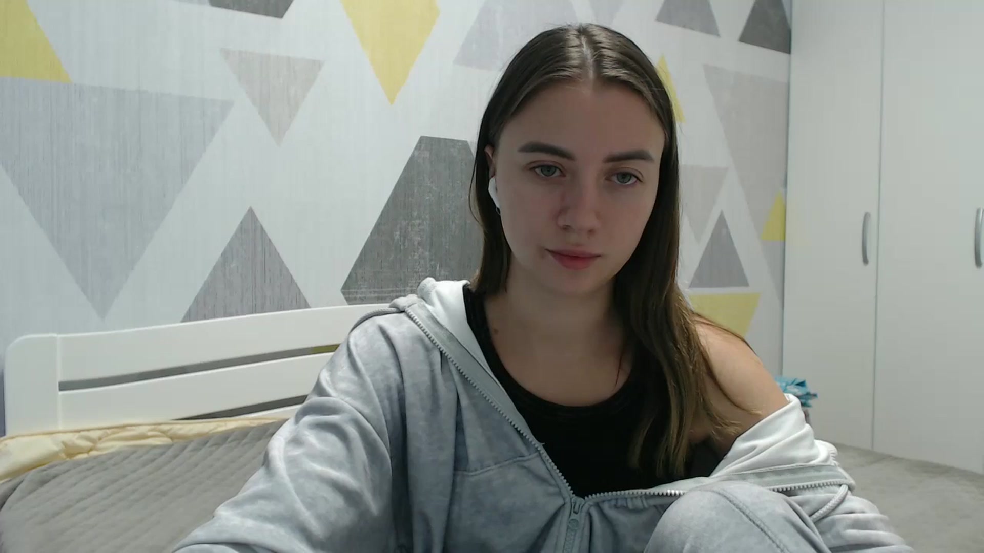 Gallery image thumbnail from Sulfate0's myfreecams stream on, 11/07/2025, 09:00 image 1 of 20
