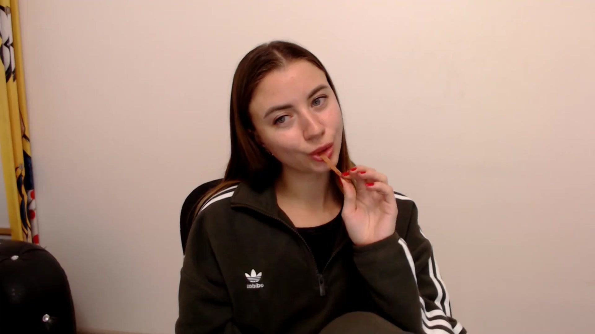 Gallery image thumbnail from Sulfate0's myfreecams stream on, 11/11/2025, 16:16 image 19 of 20
