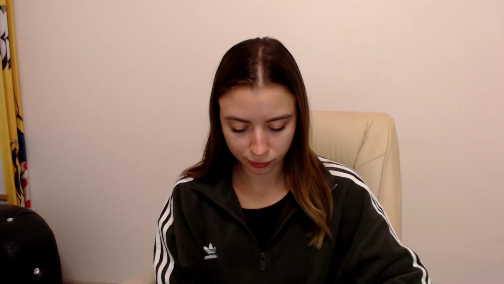 Gallery image thumbnail from Sulfate0's myfreecams stream on, 11/11/2025, 16:16 image 6 of 20
