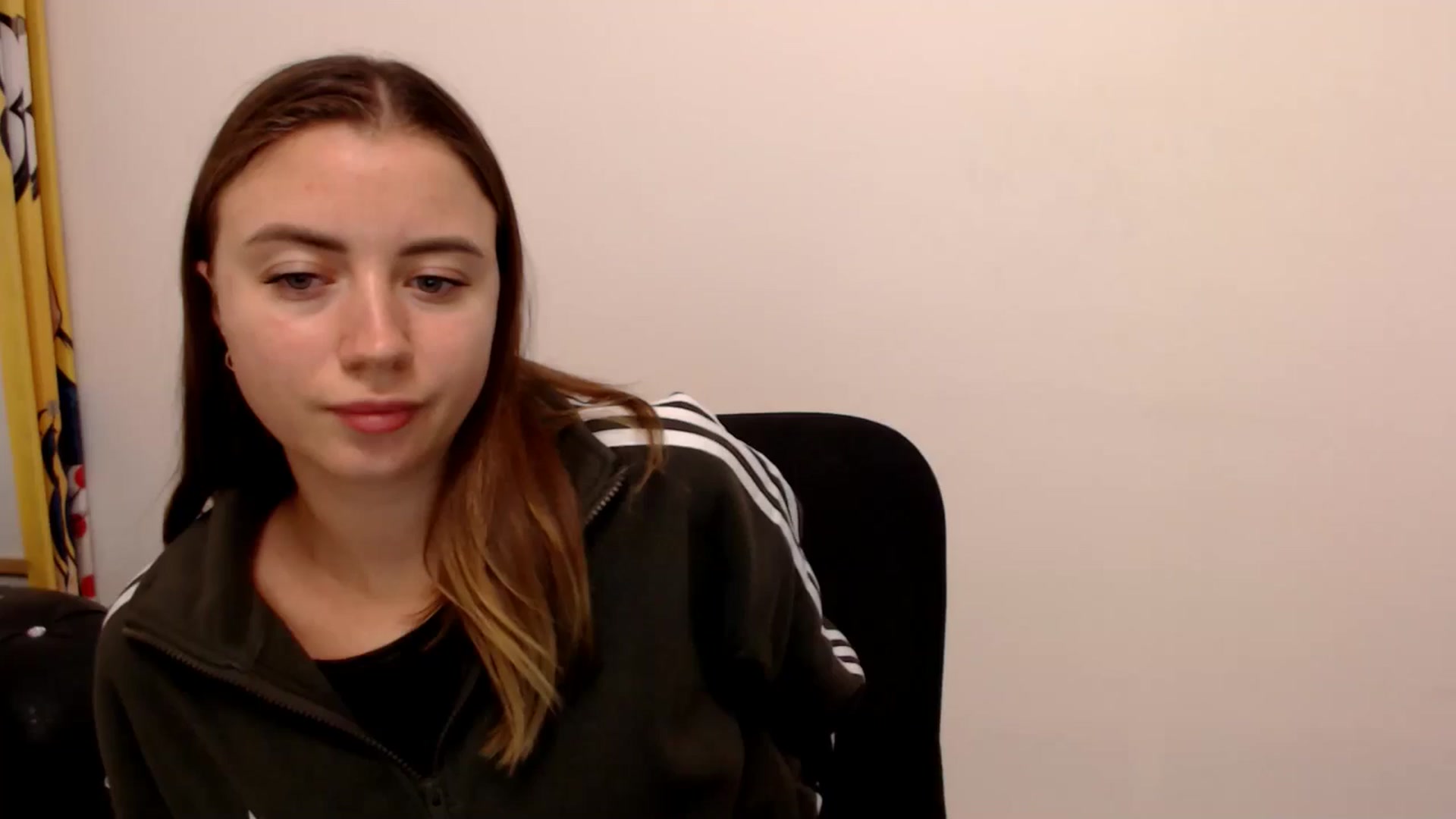 Gallery image thumbnail from Sulfate0's myfreecams stream on, 11/11/2025, 16:42 image 2 of 20
