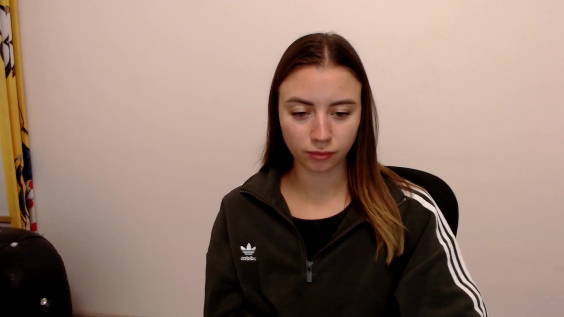 Gallery image thumbnail from Sulfate0's myfreecams stream on, 11/11/2025, 16:42 image 15 of 20