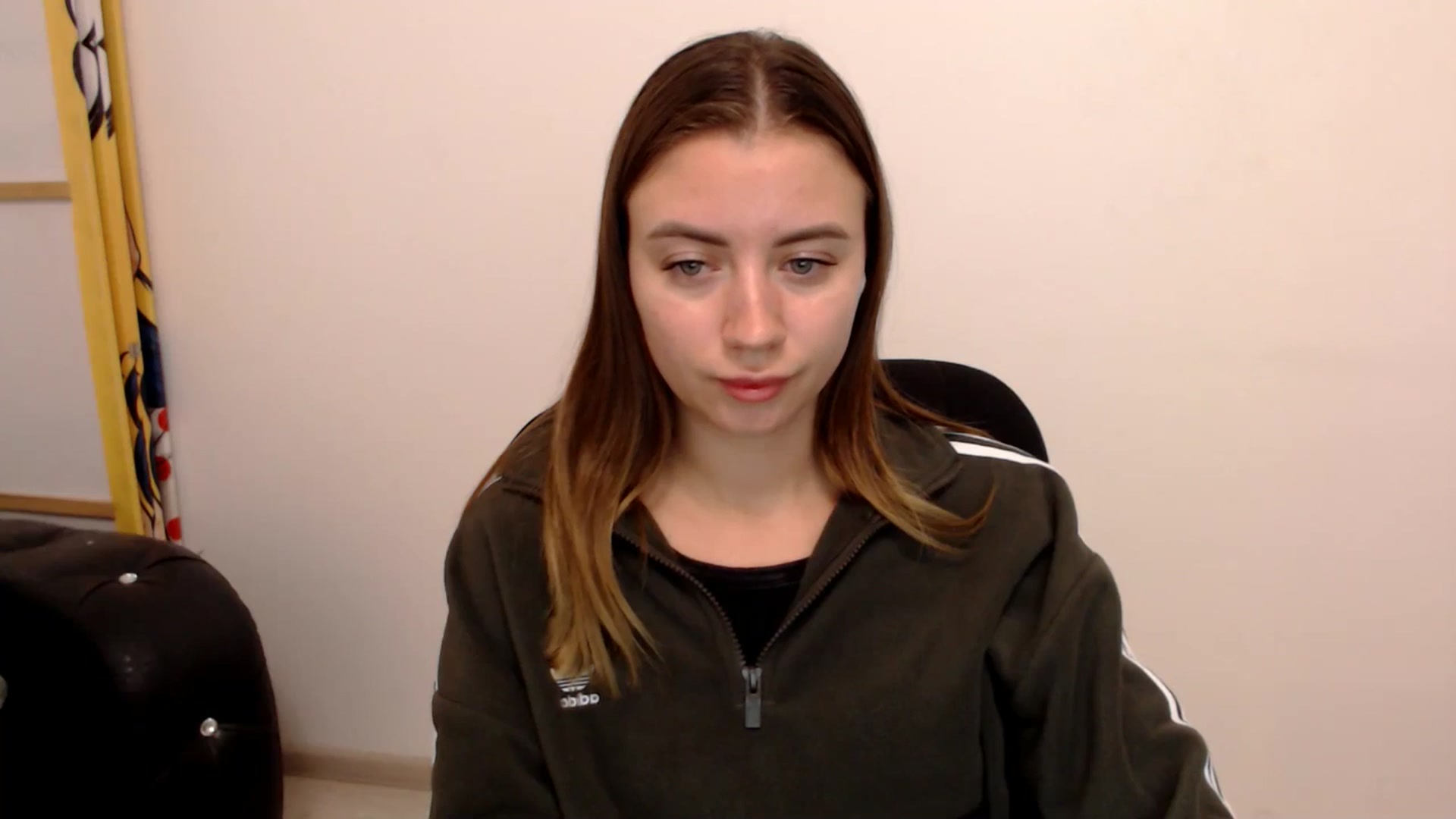 Gallery image thumbnail from Sulfate0's myfreecams stream on, 11/11/2025, 19:04 image 12 of 20