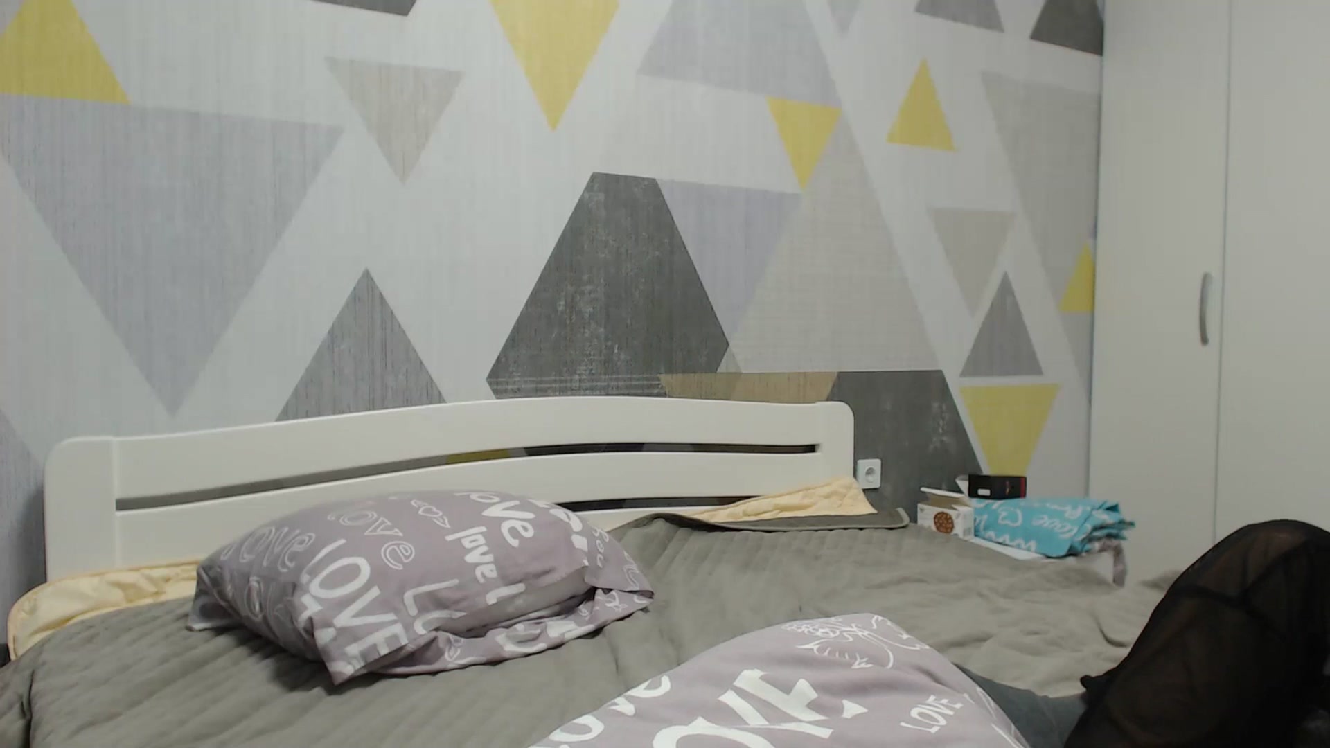 Gallery image thumbnail from Sulfate0's myfreecams stream on, 11/12/2025, 14:37 image 11 of 20