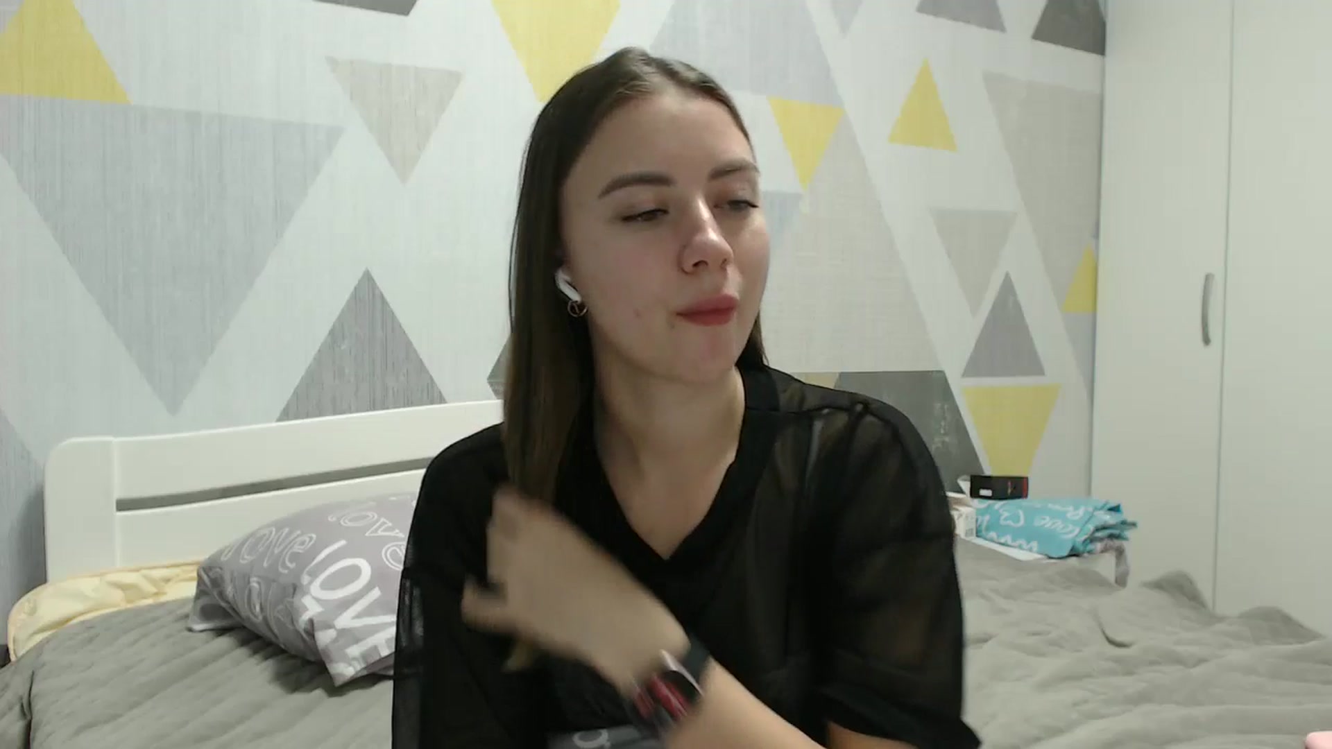 Gallery image thumbnail from Sulfate0's myfreecams stream on, 11/12/2025, 14:37 image 7 of 20