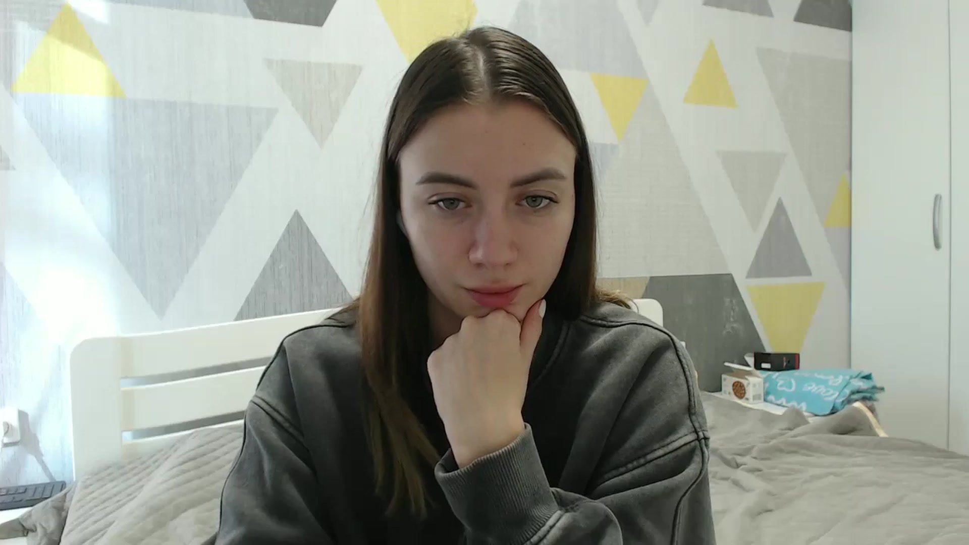 Gallery image thumbnail from Sulfate0's myfreecams stream on, 11/14/2025, 08:46 image 14 of 20
