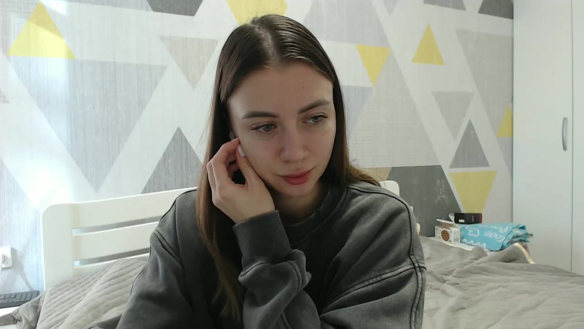 Gallery image thumbnail from Sulfate0's myfreecams stream on, 11/14/2025, 08:46 image 15 of 20