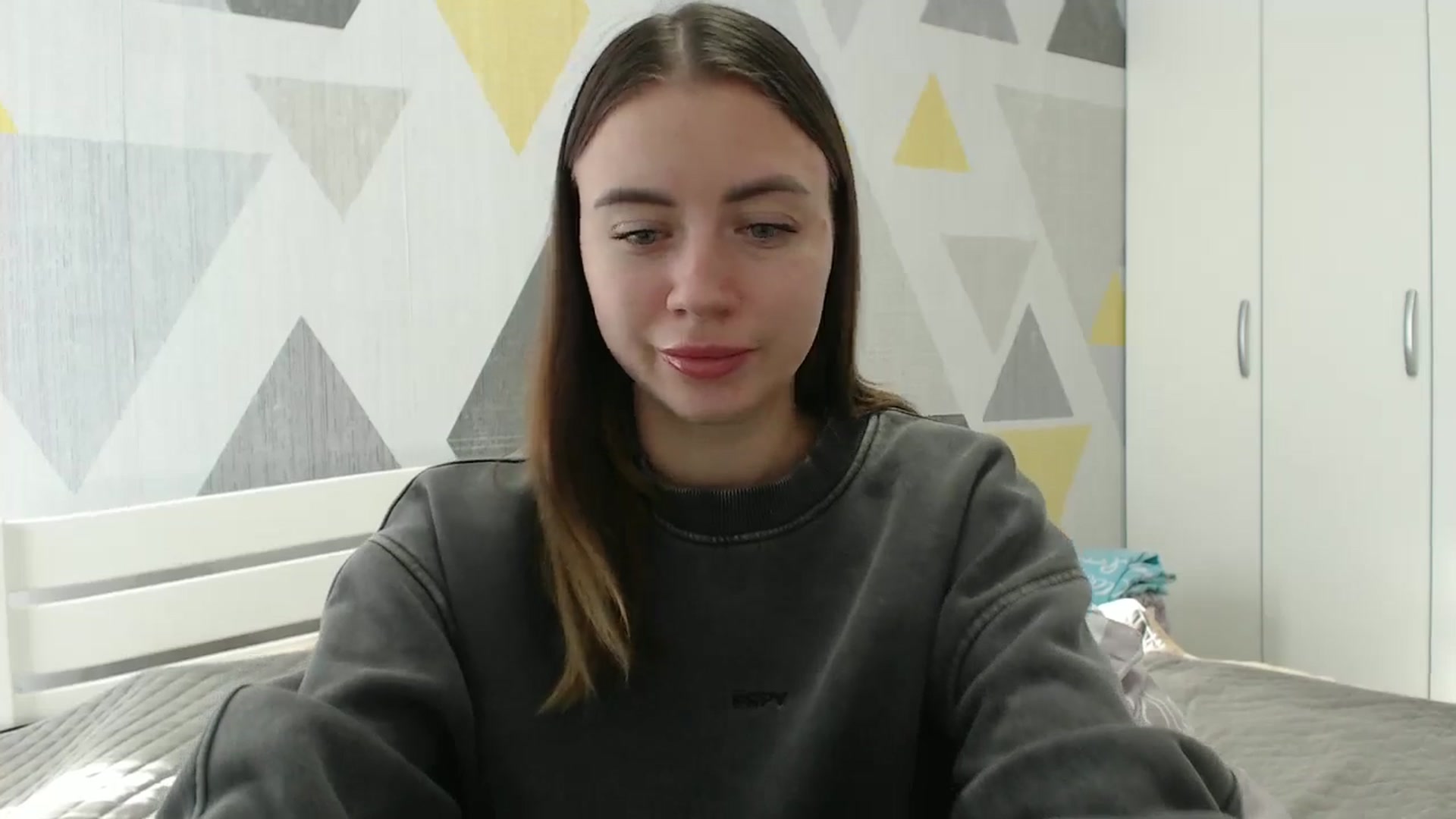Gallery image thumbnail from Sulfate0's myfreecams stream on, 11/14/2025, 10:56 image 13 of 20