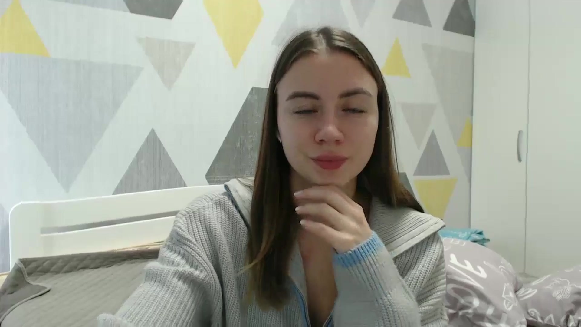 Gallery image thumbnail from Sulfate0's myfreecams stream on, 11/15/2025, 08:15 image 15 of 20
