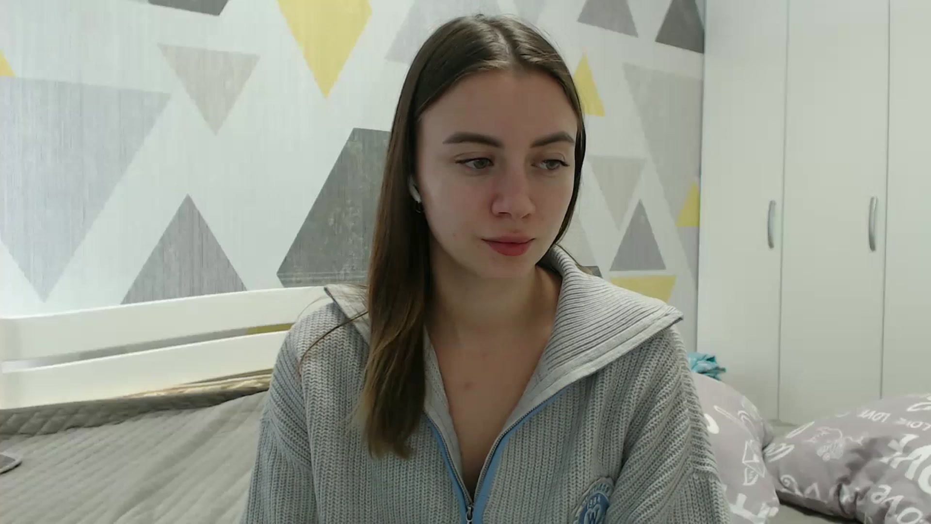 Gallery image thumbnail from Sulfate0's myfreecams stream on, 11/15/2025, 09:10 image 17 of 20
