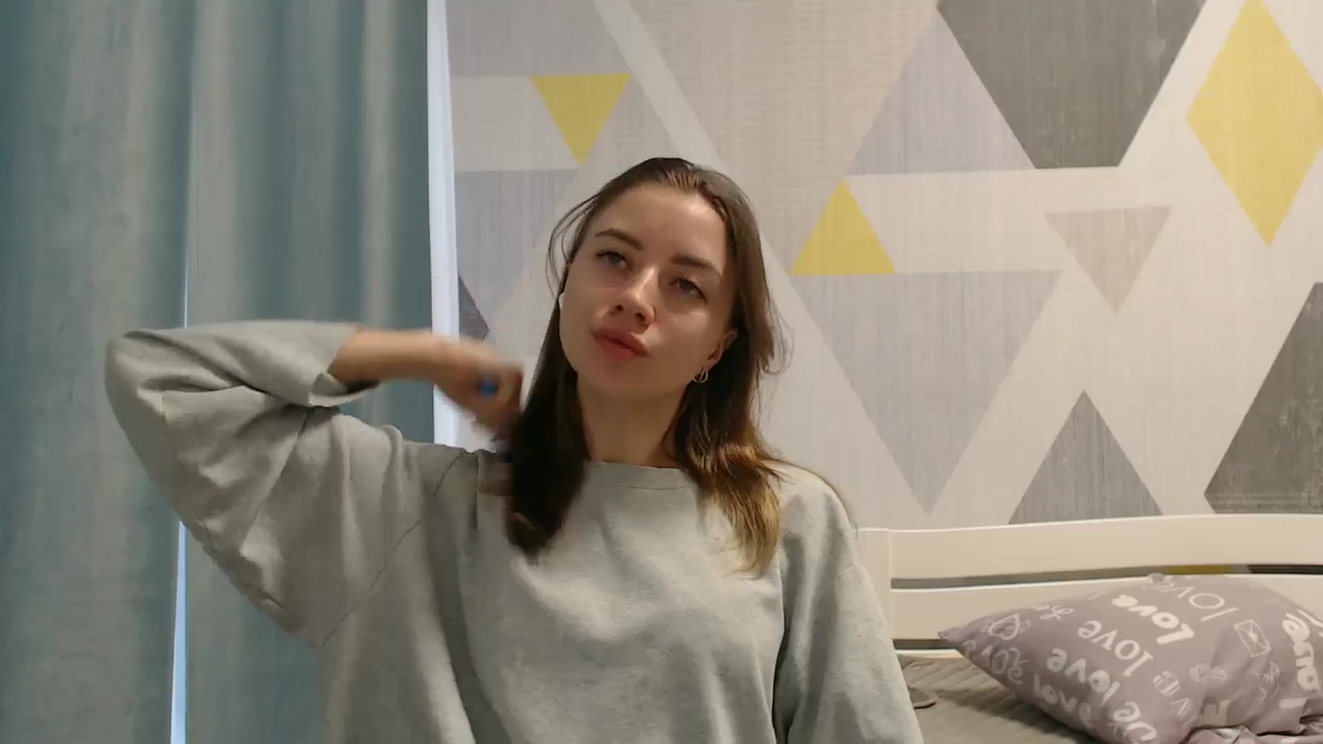 Gallery image thumbnail from Sulfate0's myfreecams stream on, 11/17/2025, 07:35 image 6 of 20