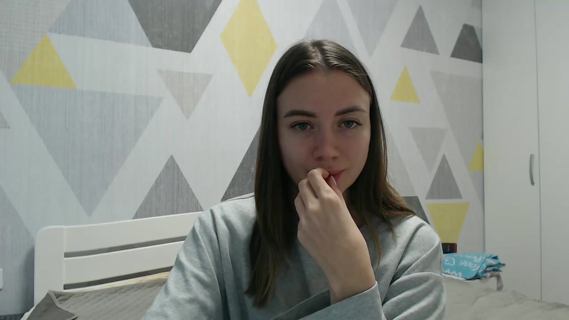 Gallery image thumbnail from Sulfate0's myfreecams stream on, 11/17/2025, 08:42 image 12 of 20