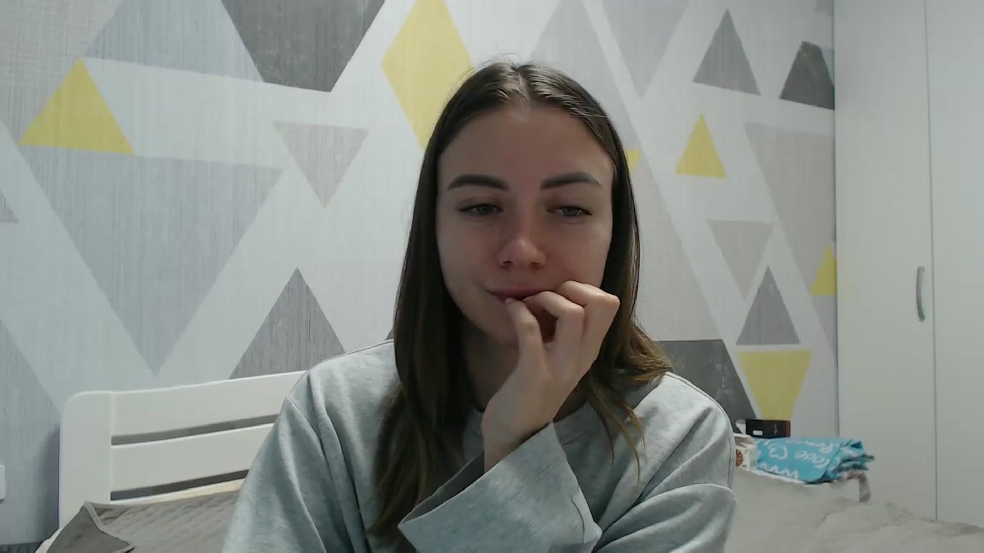 Gallery image thumbnail from Sulfate0's myfreecams stream on, 11/17/2025, 08:42 image 10 of 20