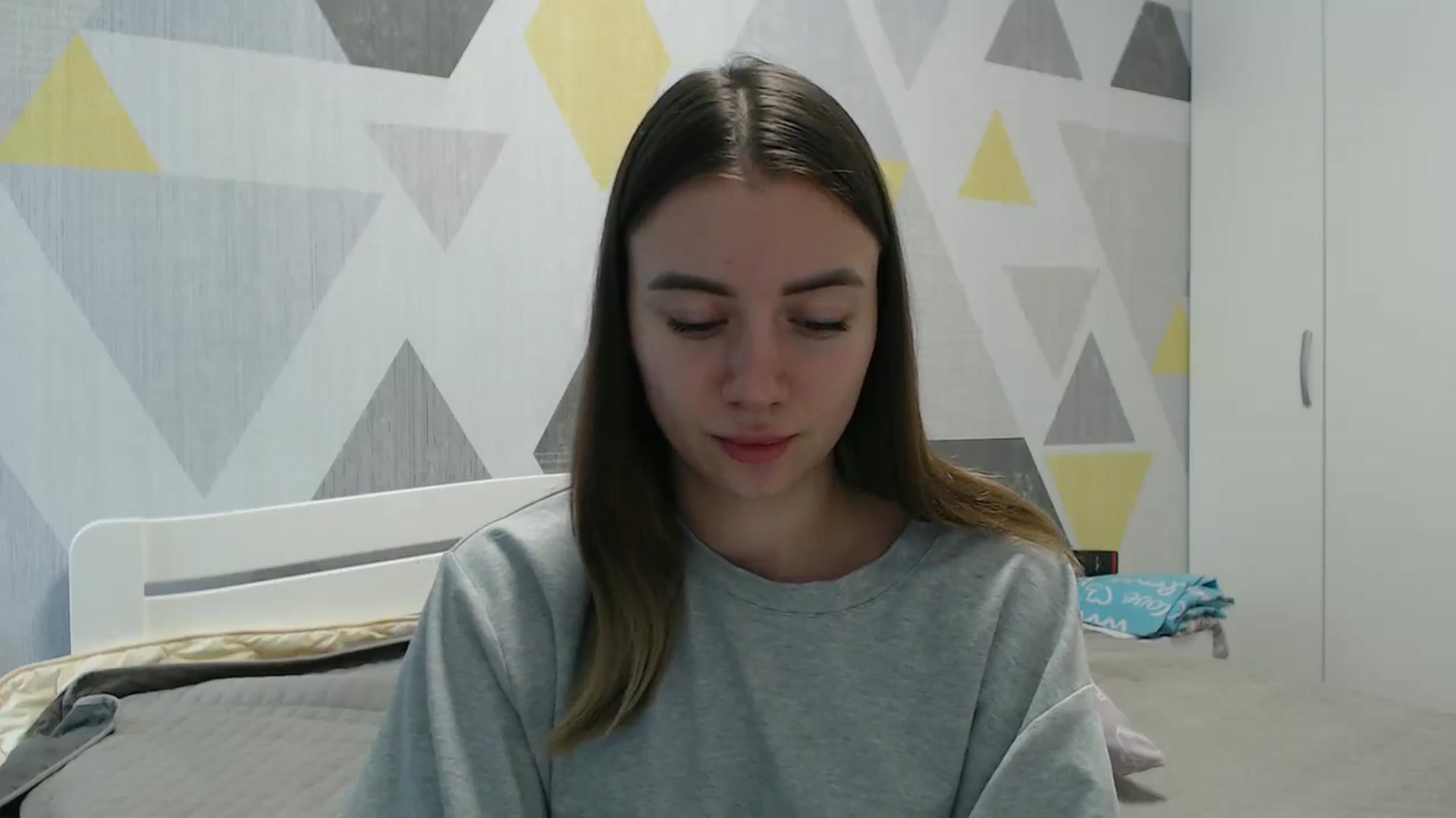 Gallery image thumbnail from Sulfate0's myfreecams stream on, 11/17/2025, 10:06 image 3 of 20