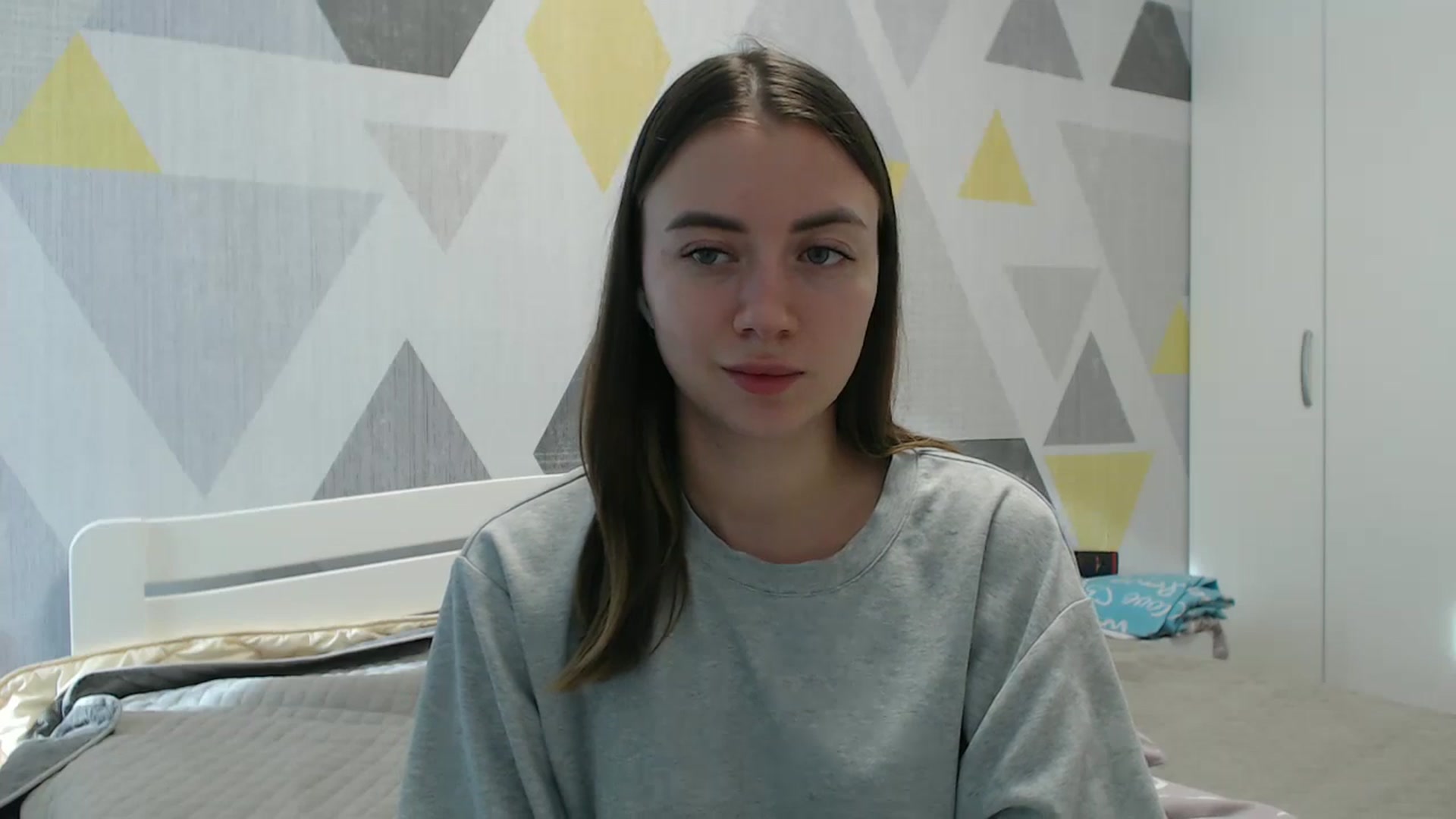 Gallery image thumbnail from Sulfate0's myfreecams stream on, 11/17/2025, 10:06 image 12 of 20
