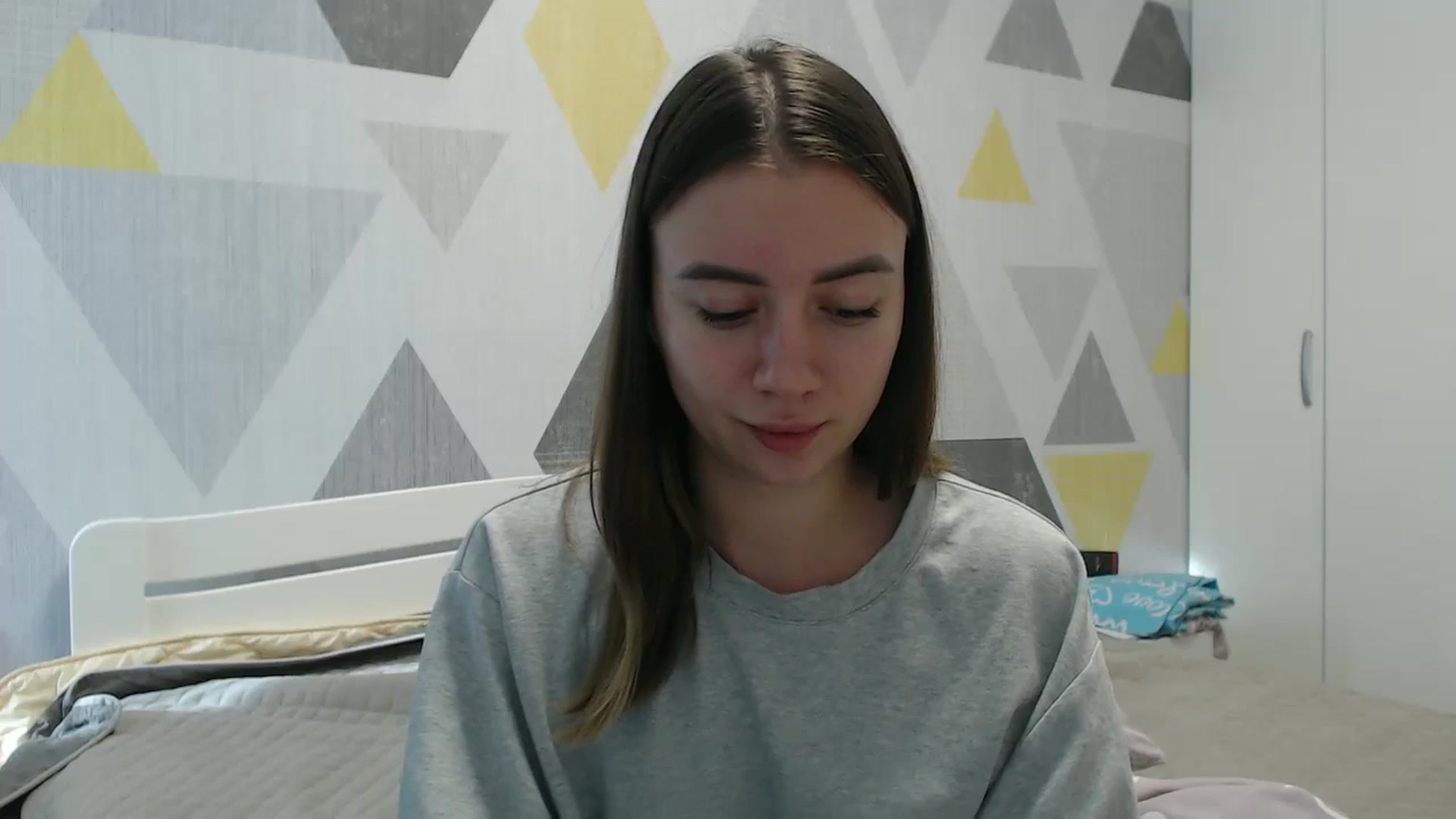 Gallery image thumbnail from Sulfate0's myfreecams stream on, 11/17/2025, 10:06 image 15 of 20