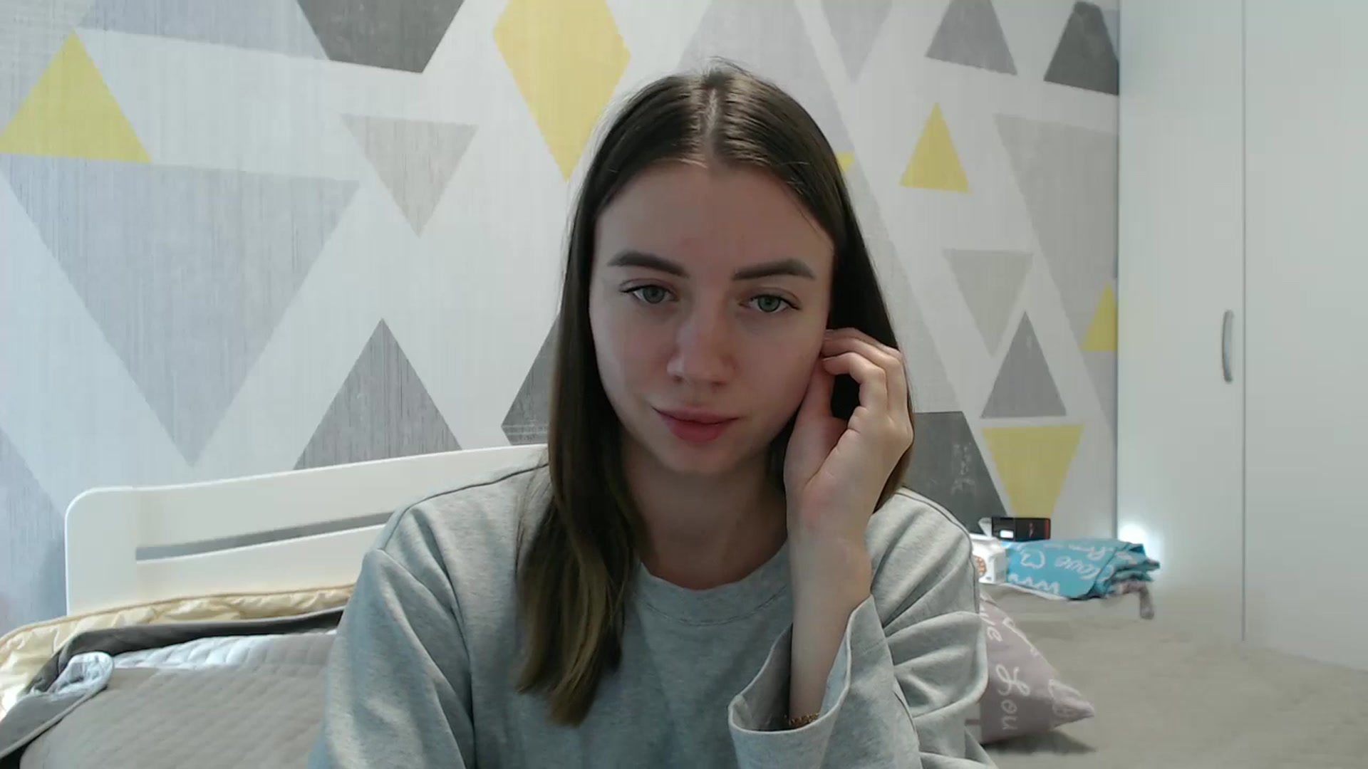 Gallery image thumbnail from Sulfate0's myfreecams stream on, 11/17/2025, 10:06 image 18 of 20