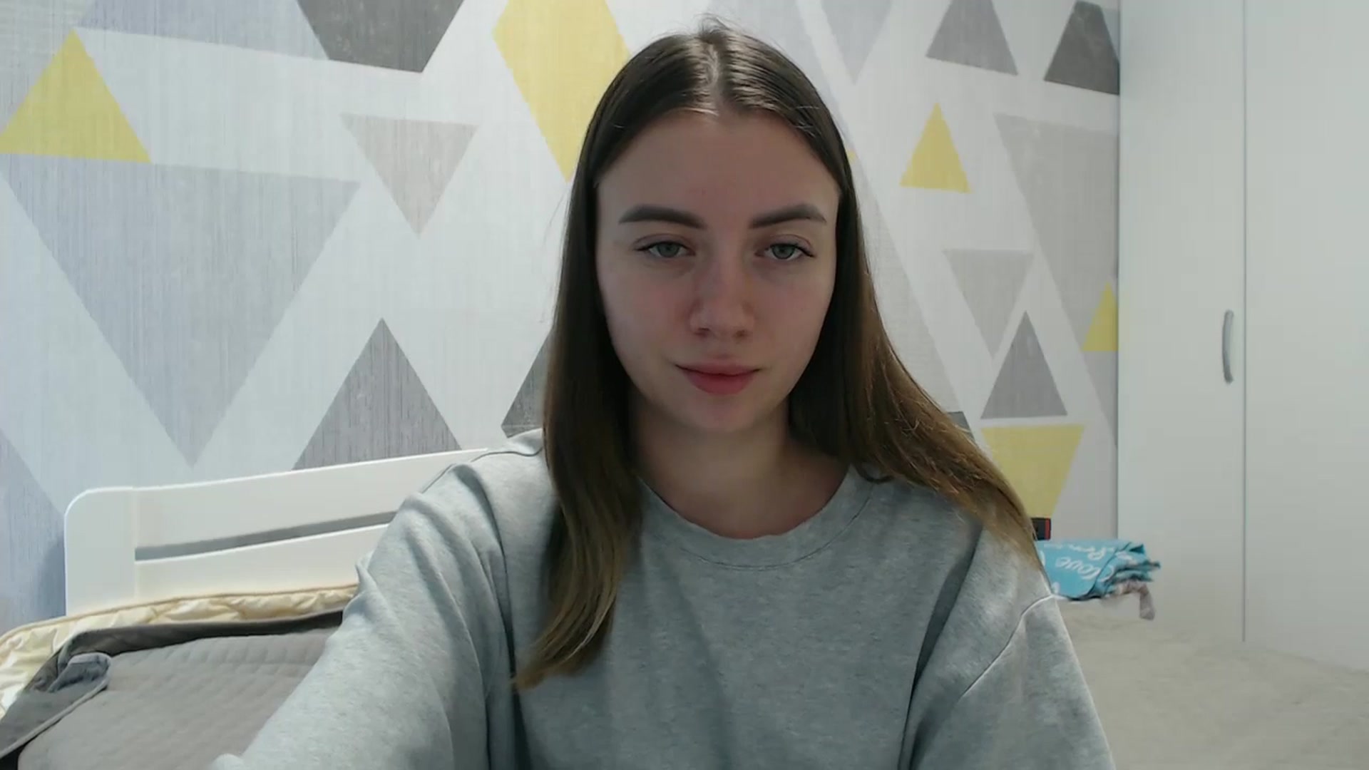 Gallery image thumbnail from Sulfate0's myfreecams stream on, 11/17/2025, 10:06 image 4 of 20