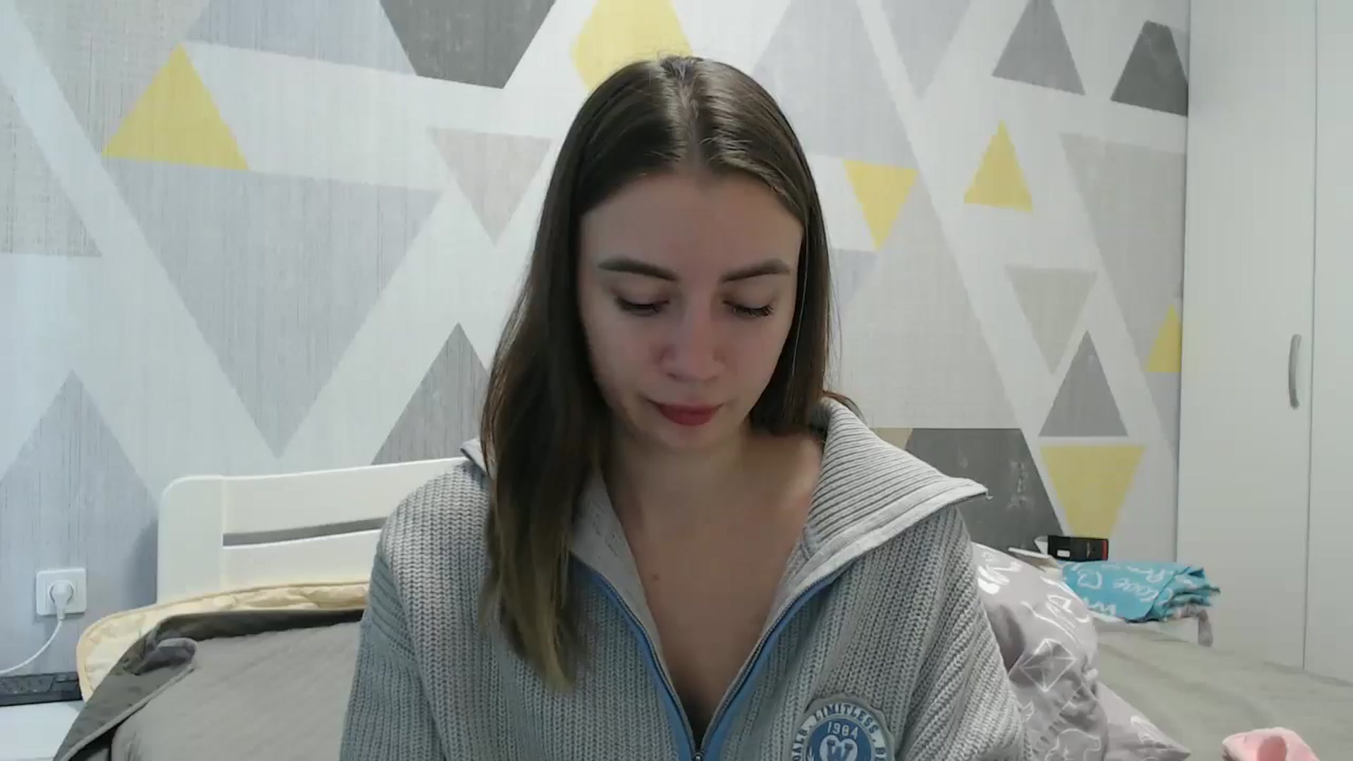 Gallery image thumbnail from Sulfate0's myfreecams stream on, 11/18/2025, 12:15 image 1 of 20
