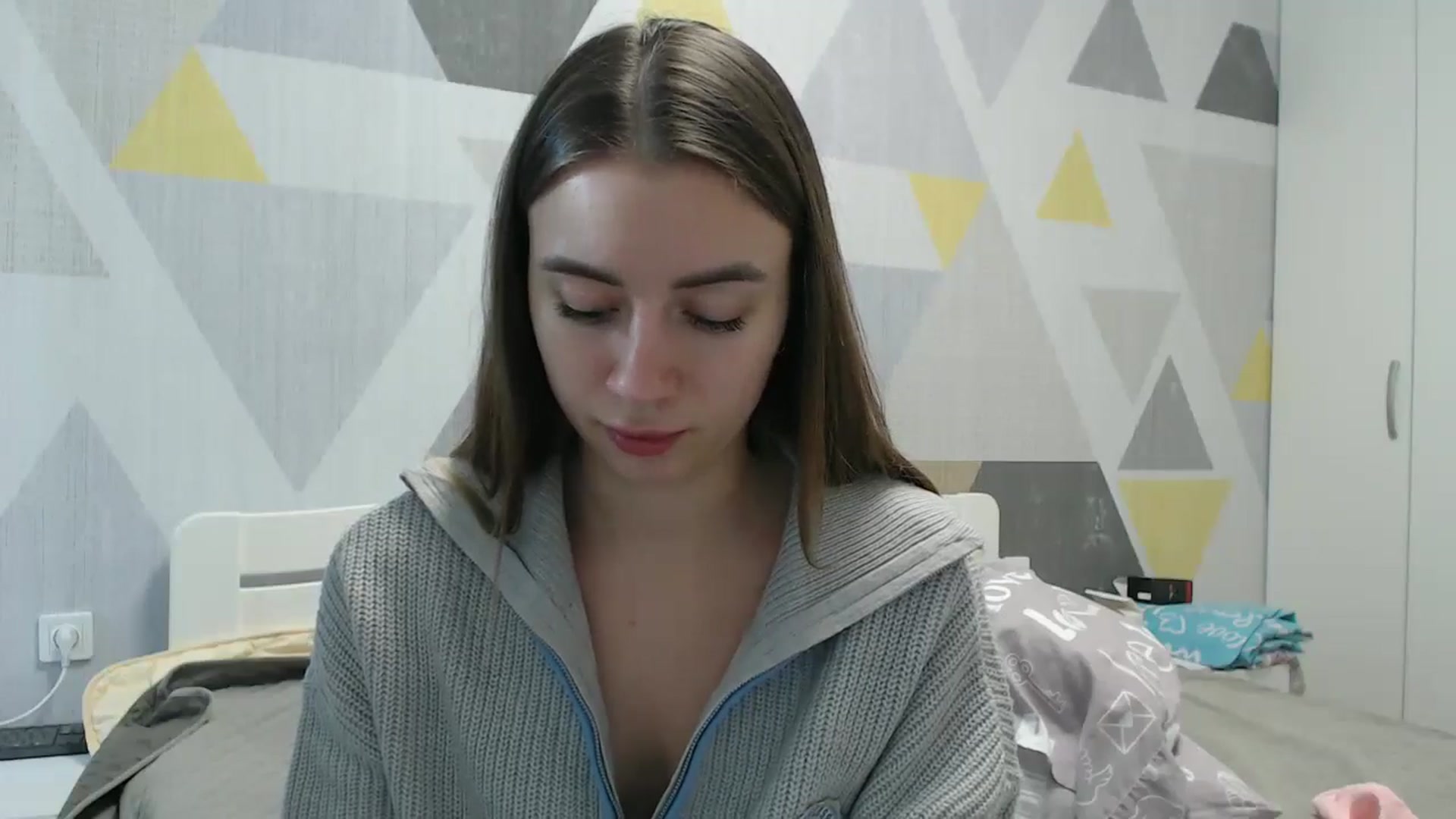 Gallery image thumbnail from Sulfate0's myfreecams stream on, 11/18/2025, 12:15 image 8 of 20