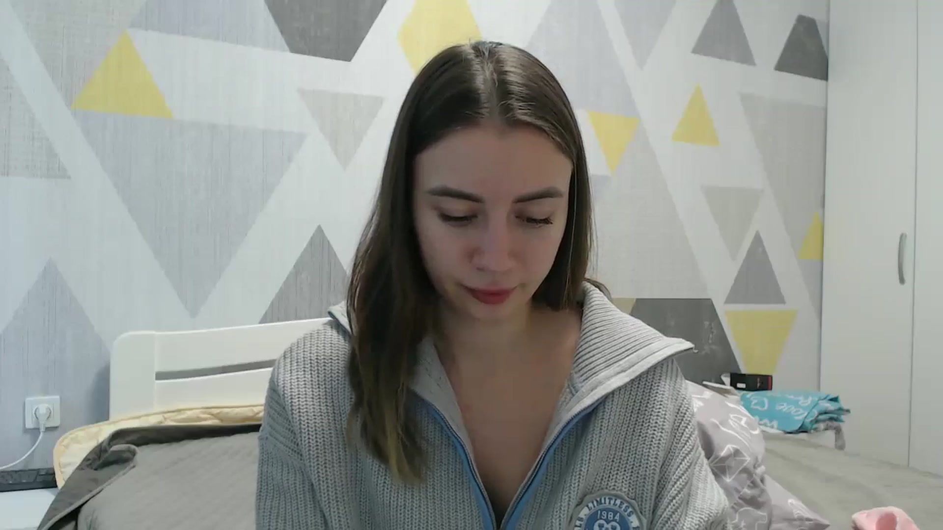 Gallery image thumbnail from Sulfate0's myfreecams stream on, 11/18/2025, 12:15 image 3 of 20