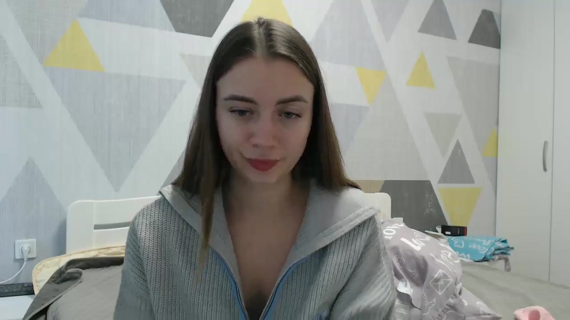 Gallery image thumbnail from Sulfate0's myfreecams stream on, 11/18/2025, 12:15 image 10 of 20