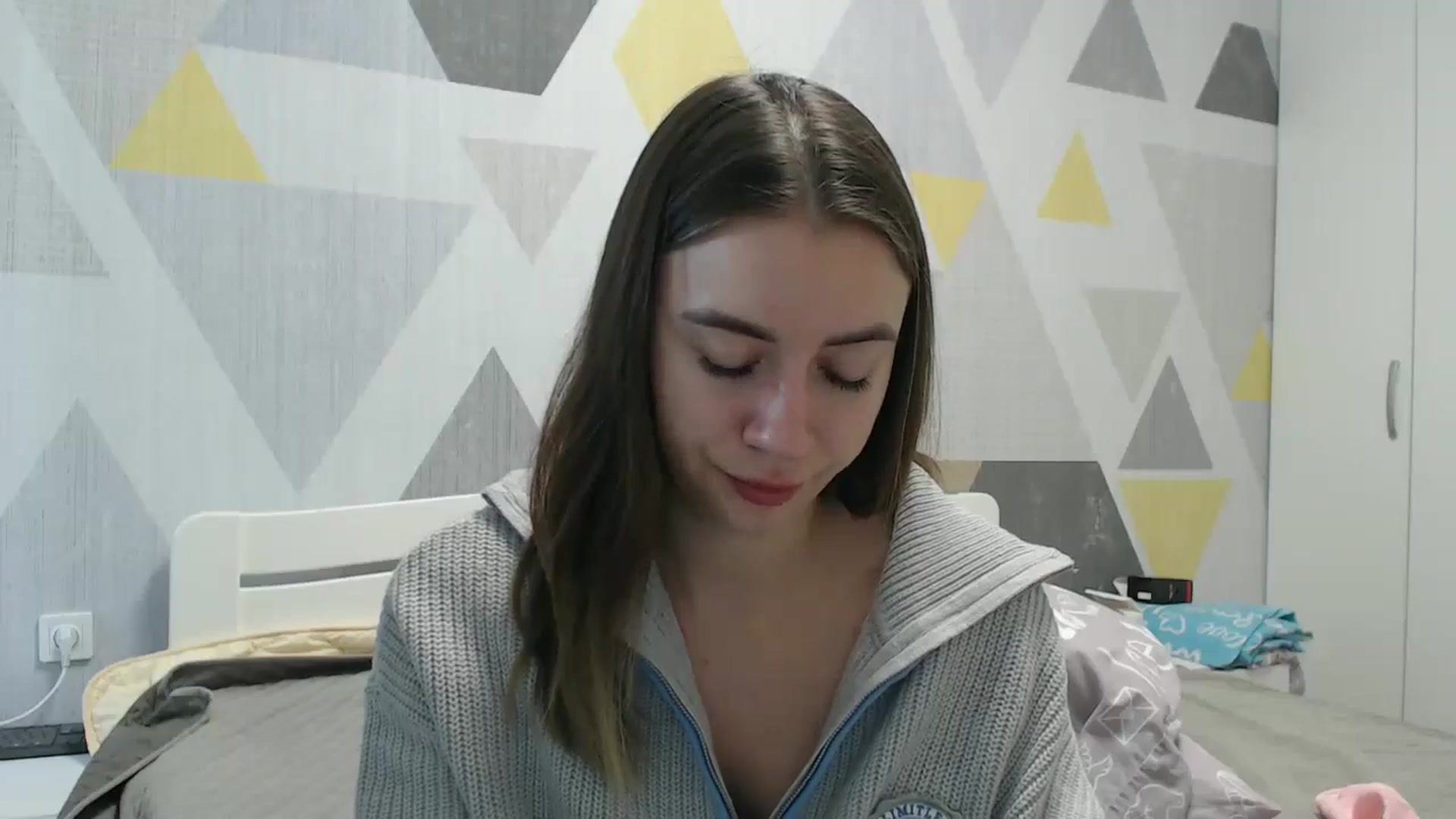 Gallery image thumbnail from Sulfate0's myfreecams stream on, 11/18/2025, 12:15 image 4 of 20