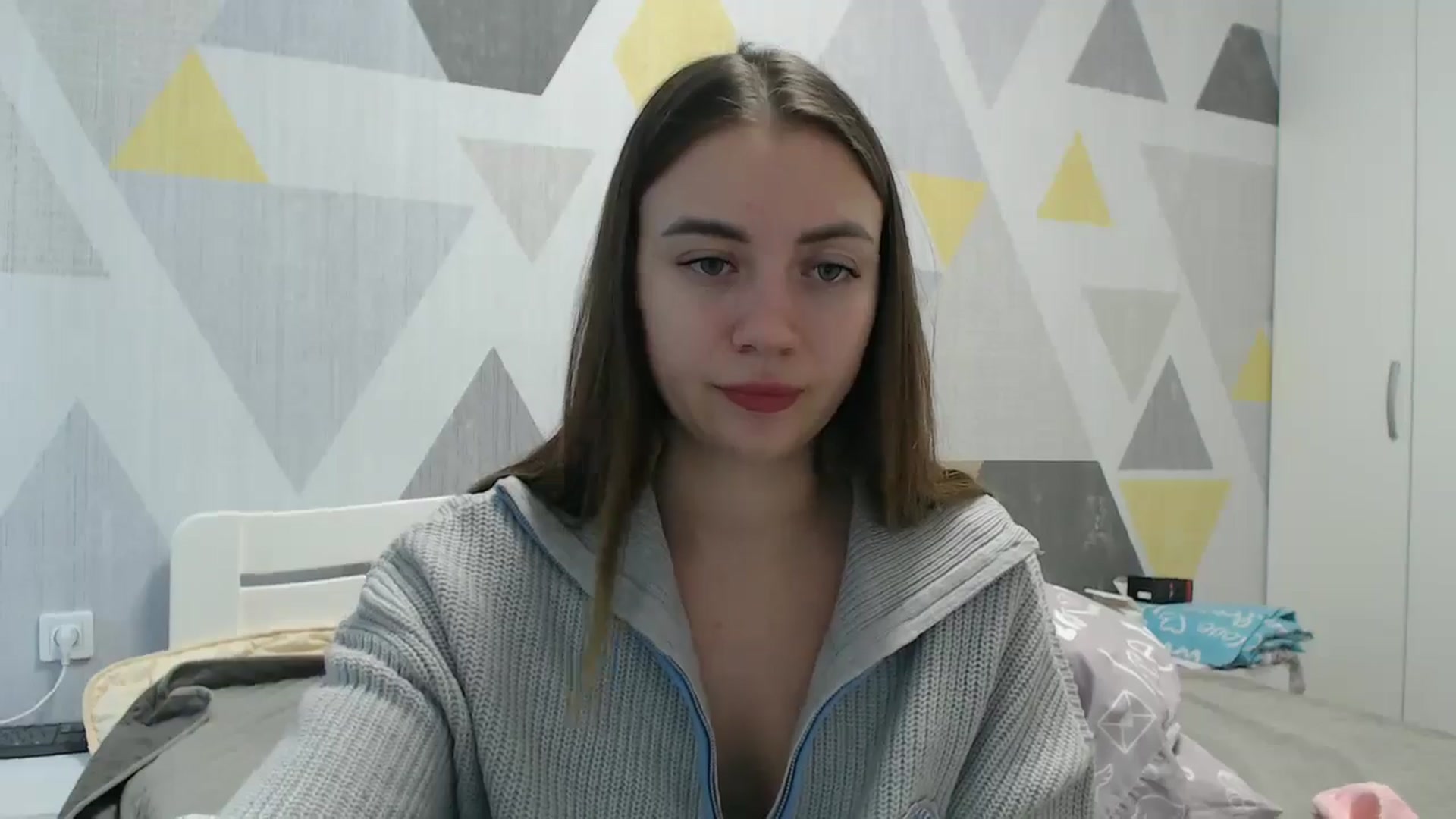 Gallery image thumbnail from Sulfate0's myfreecams stream on, 11/18/2025, 12:15 image 15 of 20