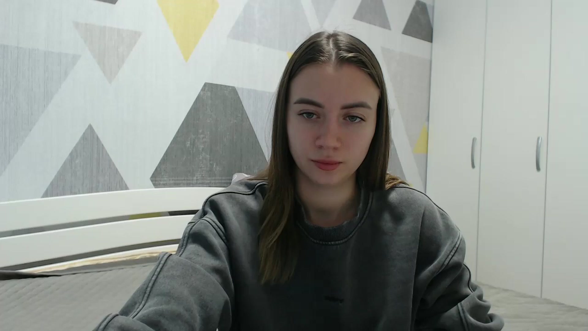 Gallery image thumbnail from Sulfate0's myfreecams stream on, 11/19/2025, 10:32 image 8 of 20