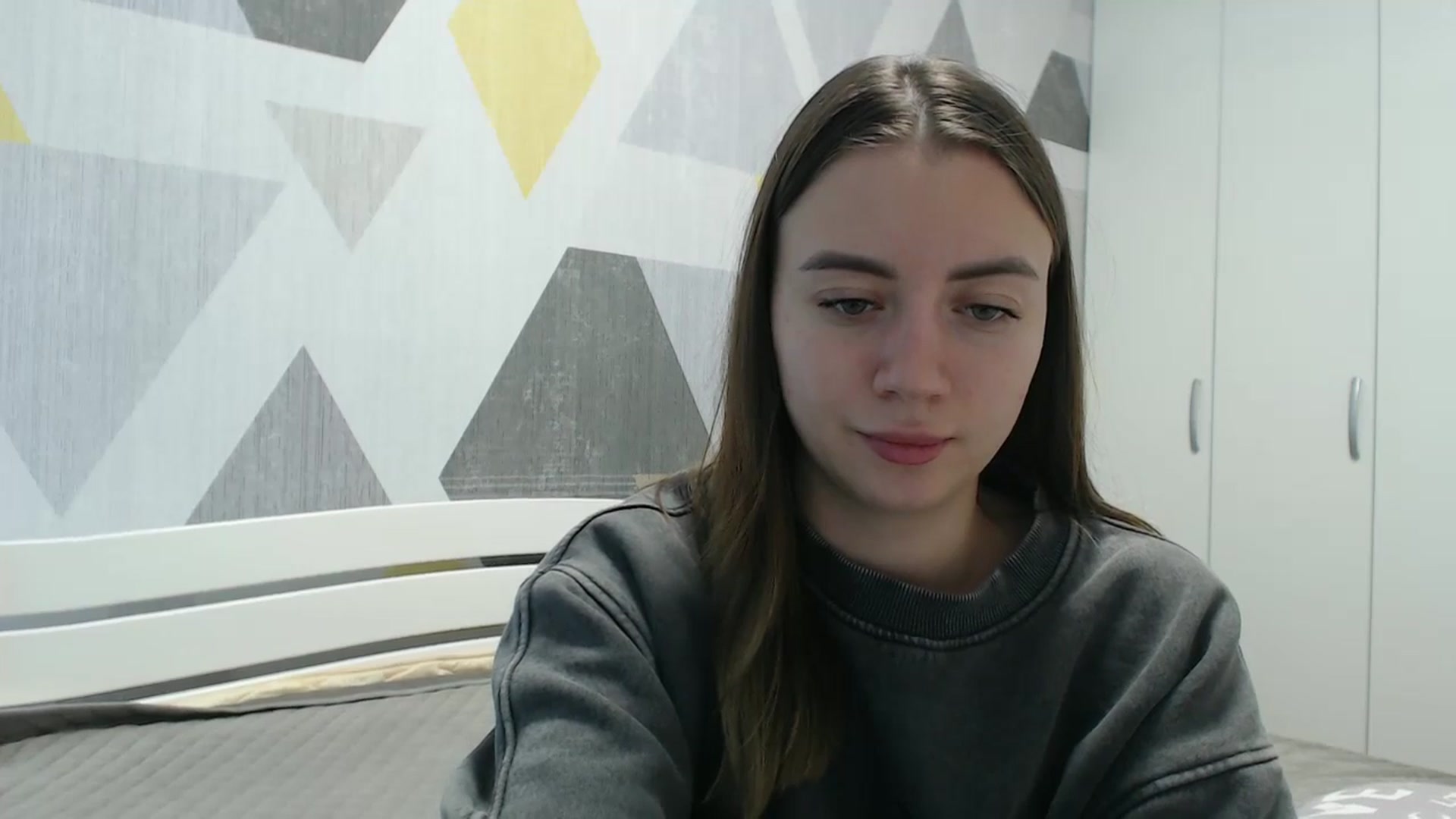 Gallery image thumbnail from Sulfate0's myfreecams stream on, 11/19/2025, 12:39 image 13 of 20